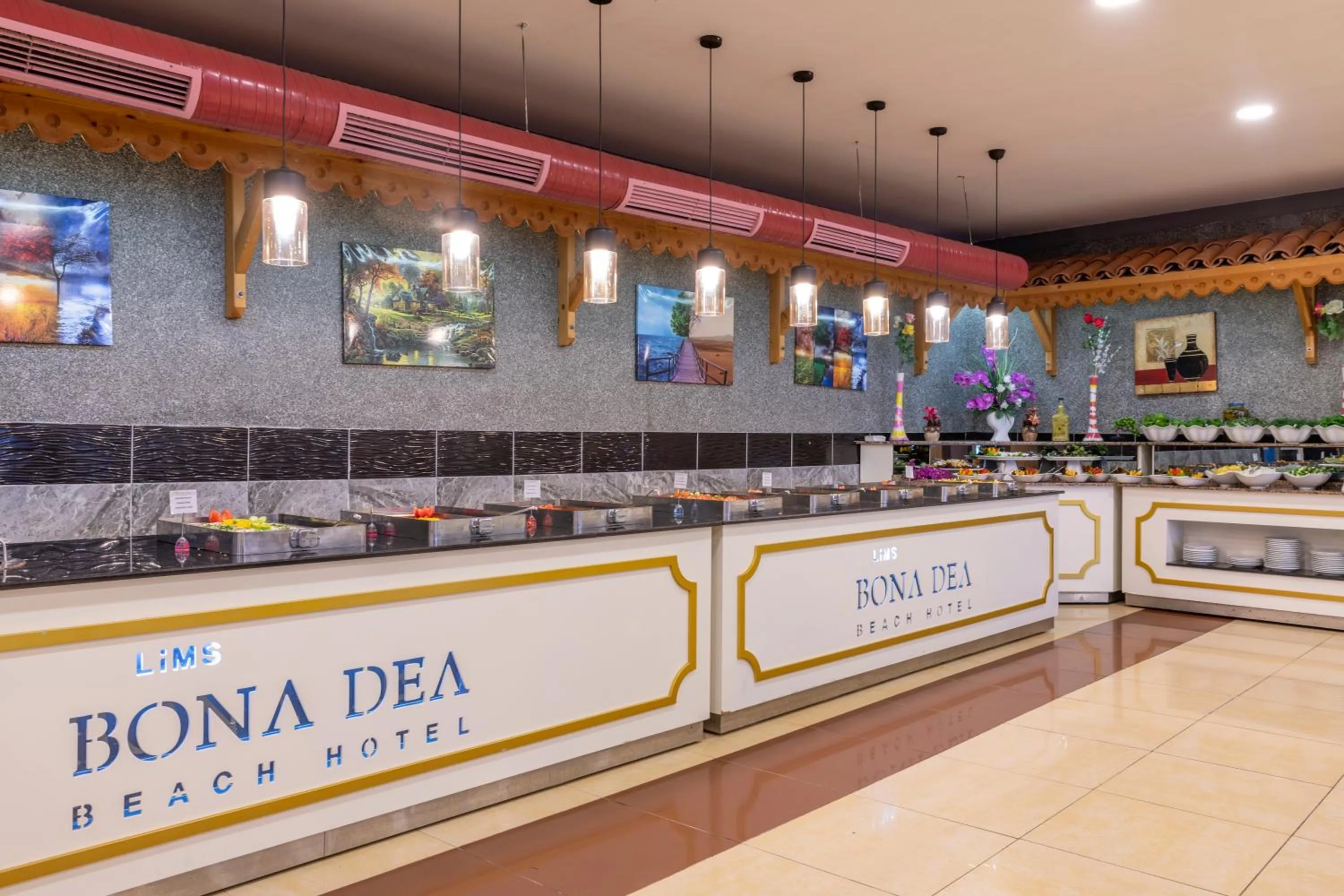 Restaurant/places to eat in Lims Bona Dea Beach Hotel