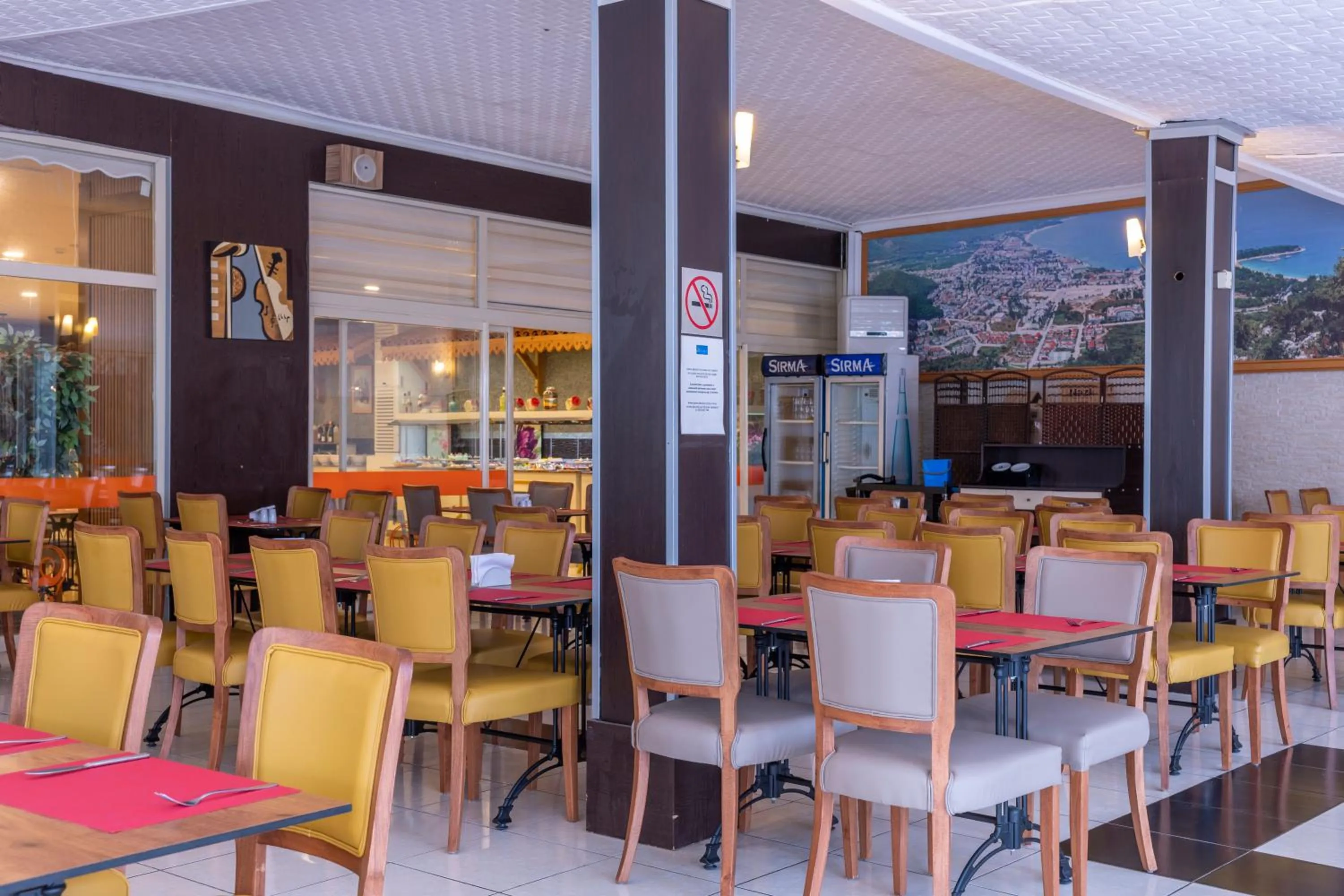 Restaurant/places to eat in Lims Bona Dea Beach Hotel
