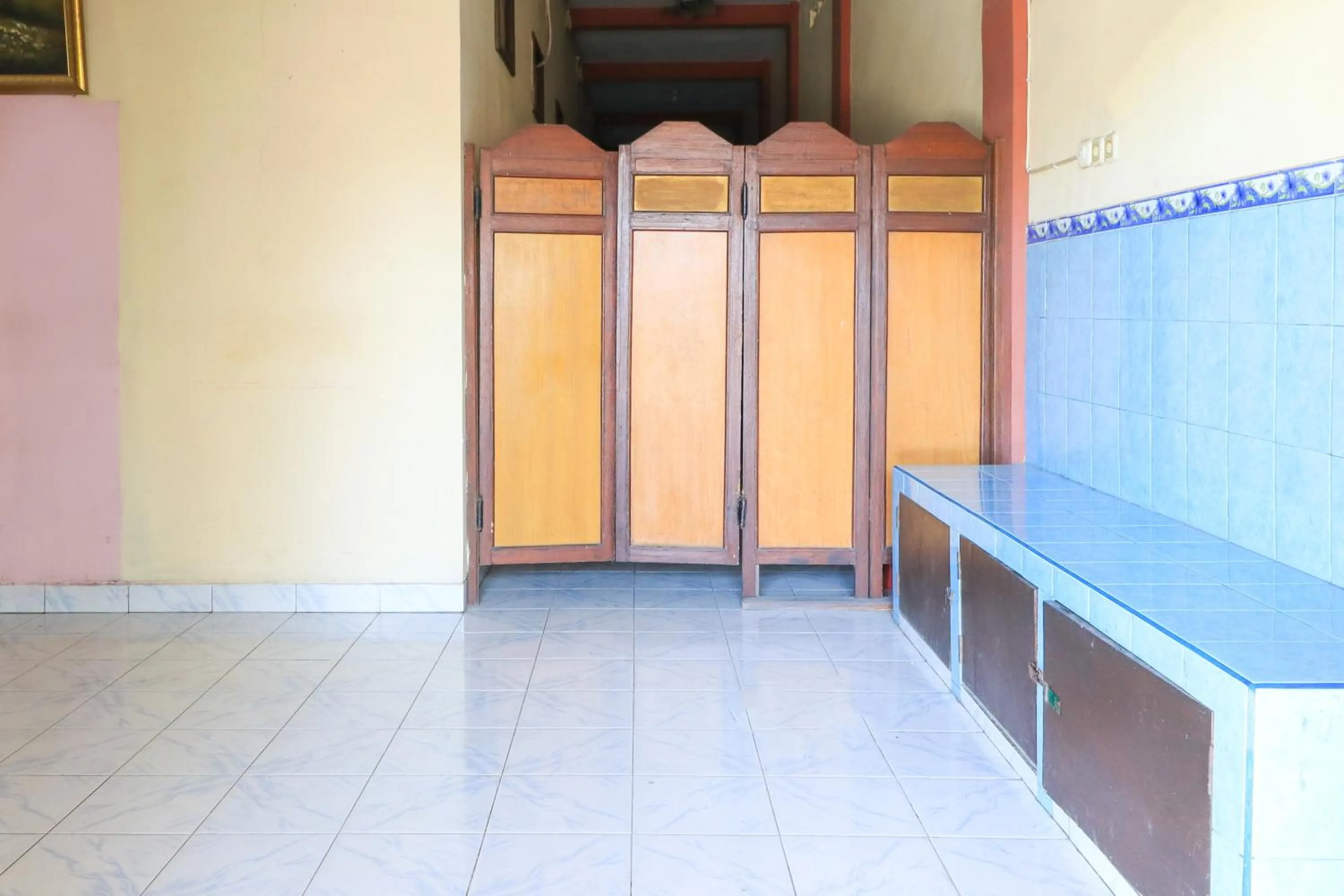 Seating area in Hotel Erysa Juanda