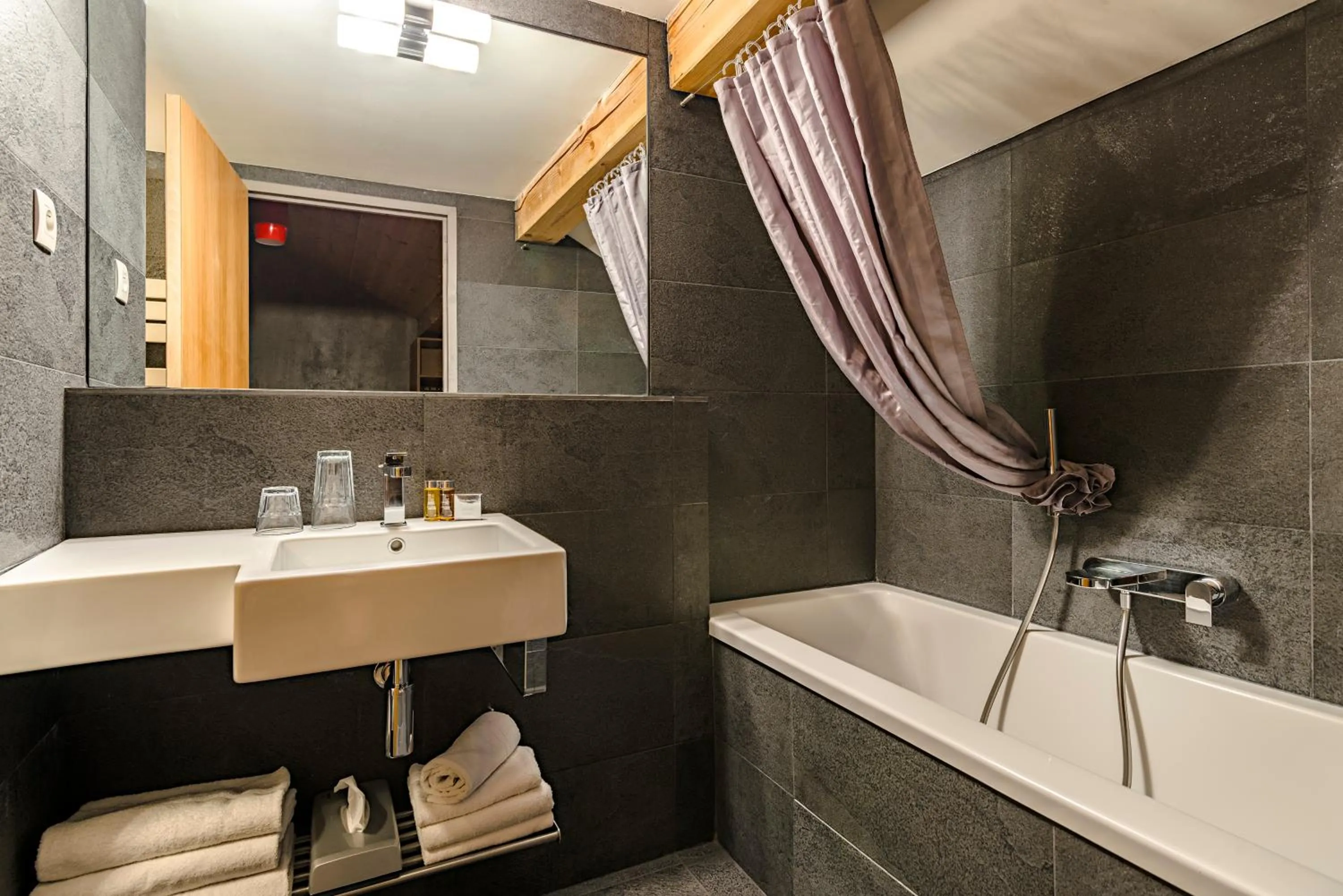 Bathroom in Anova Hotel & Spa