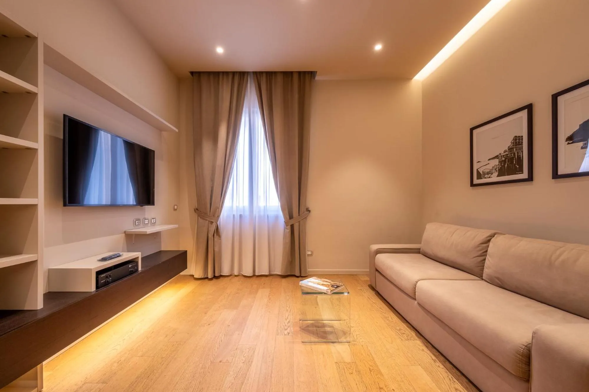 TV and multimedia in Oriana Homèl Verona