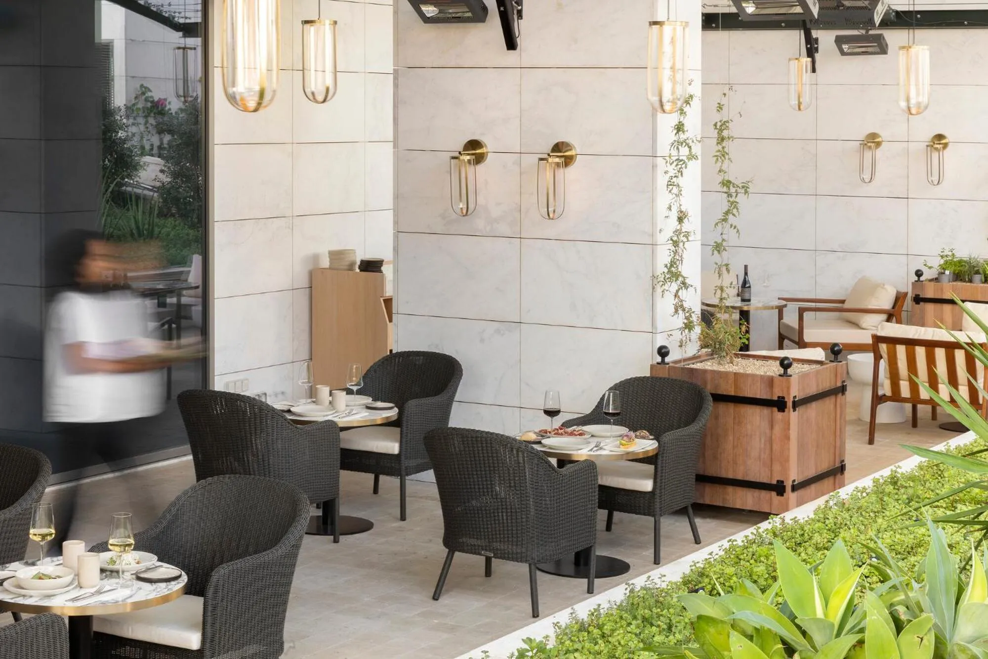 Restaurant/places to eat in EVOLUTION Cascais-Estoril Hotel