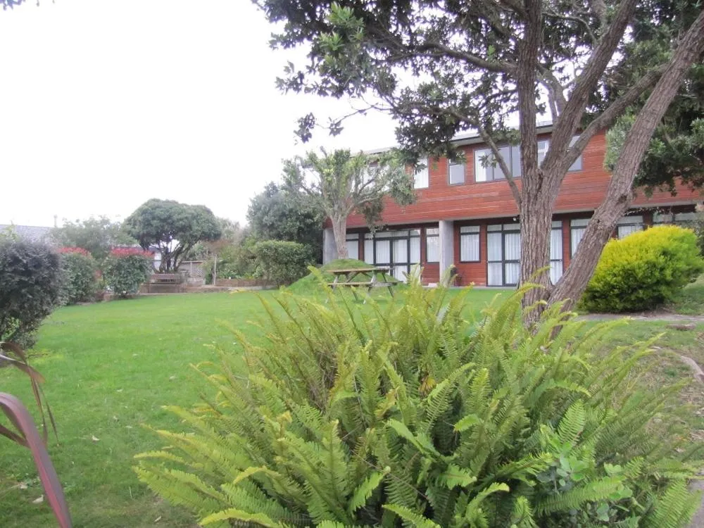 Property building in Aotea Lodge Porirua