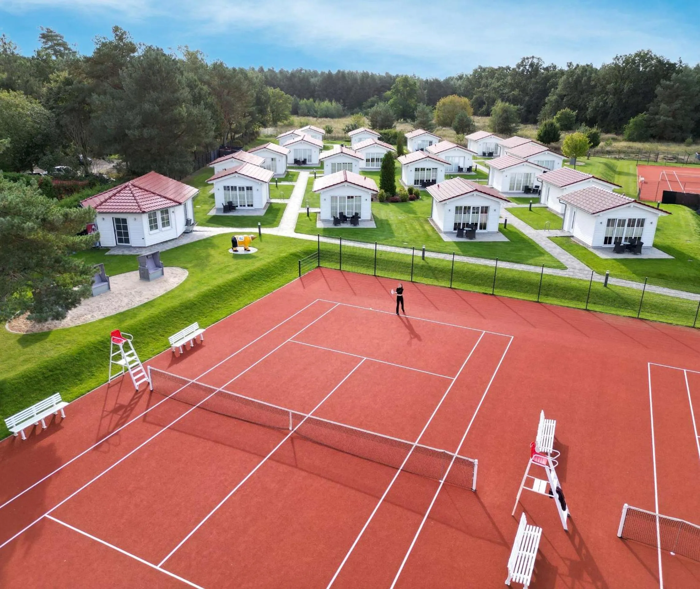 Tennis court in Havellandhalle Resort - Hotel, Sport und Wellness