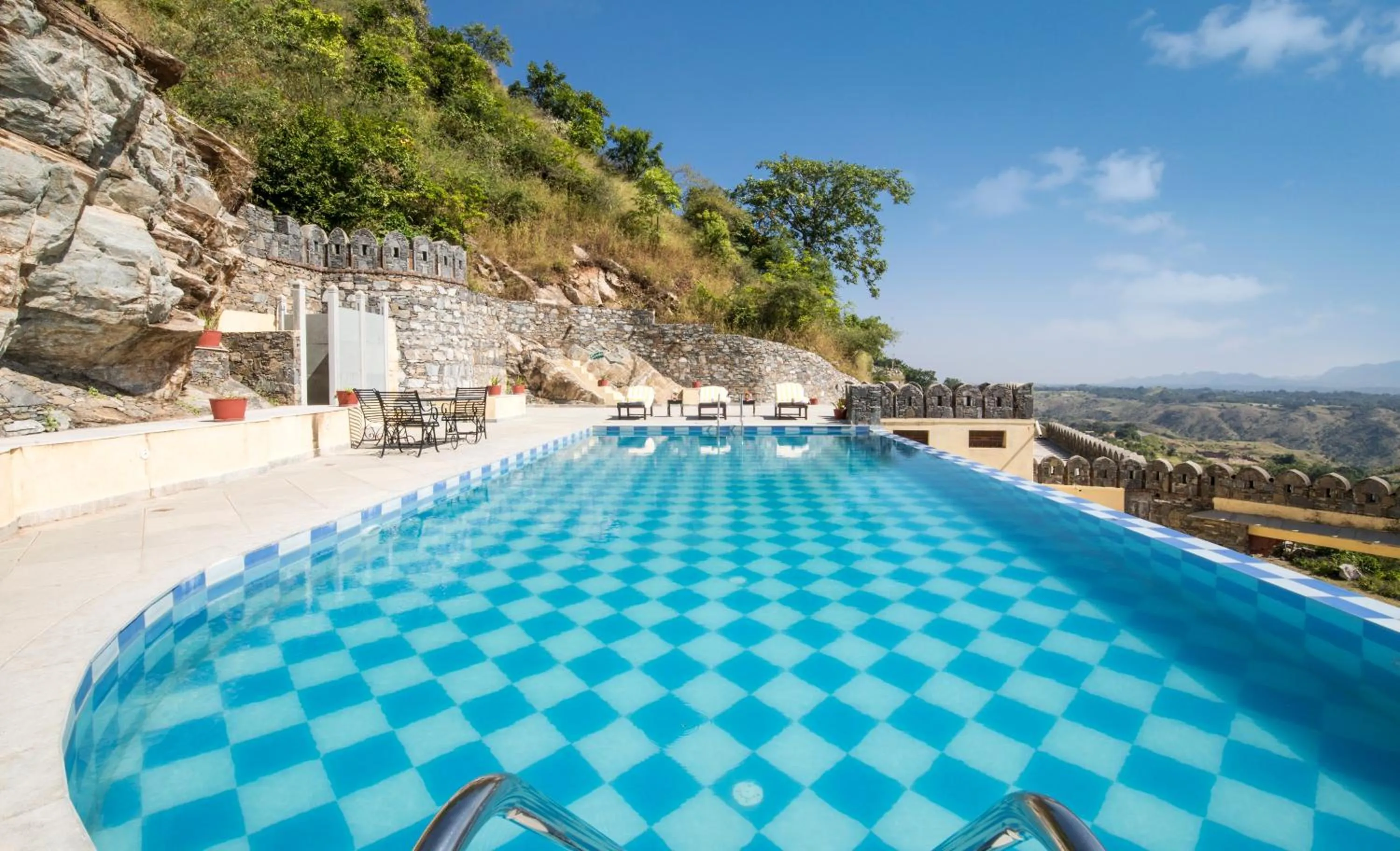 Swimming pool in Shahpura Kumbhal Villas