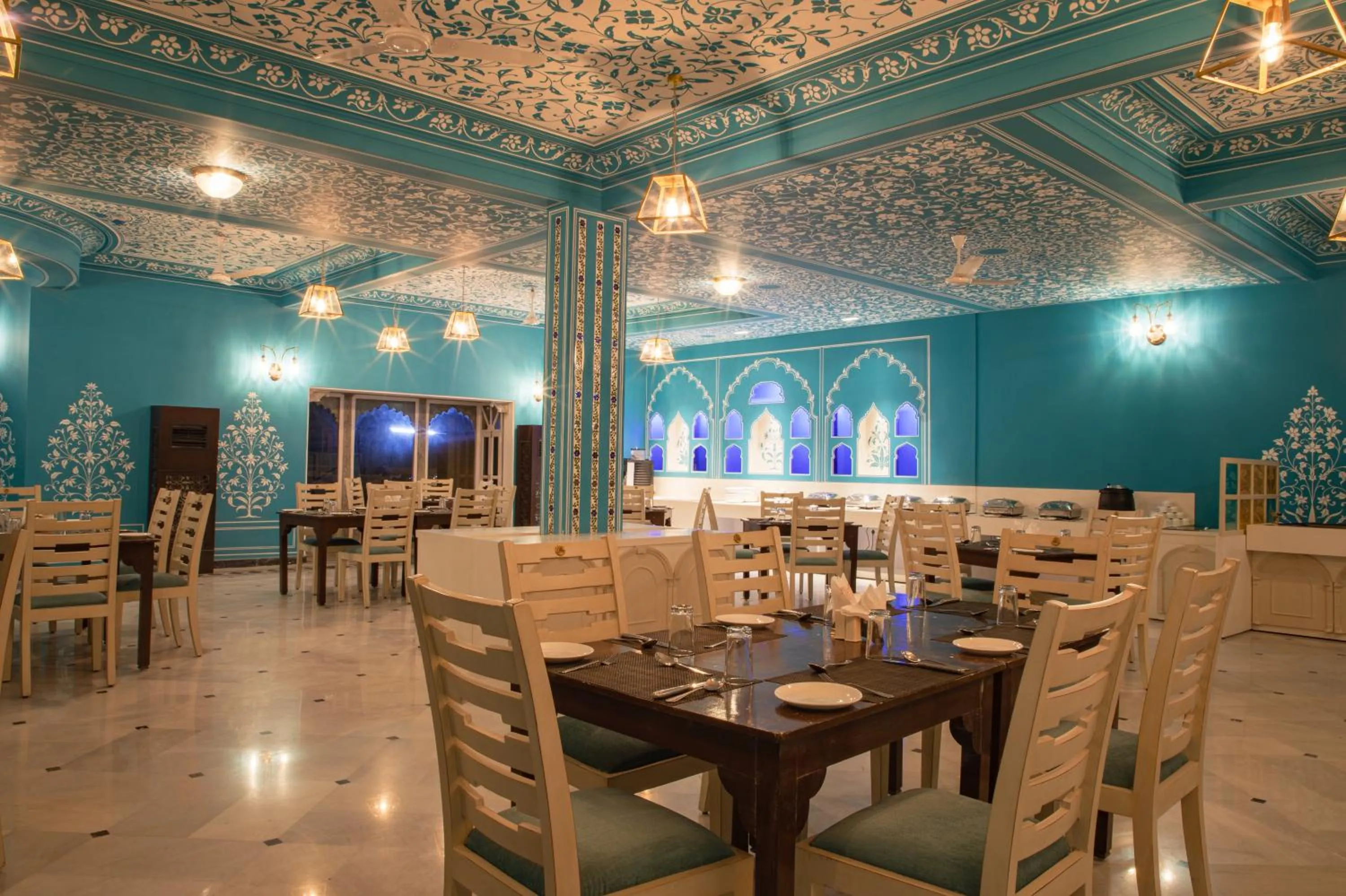 Restaurant/places to eat in Shahpura Kumbhal Villas