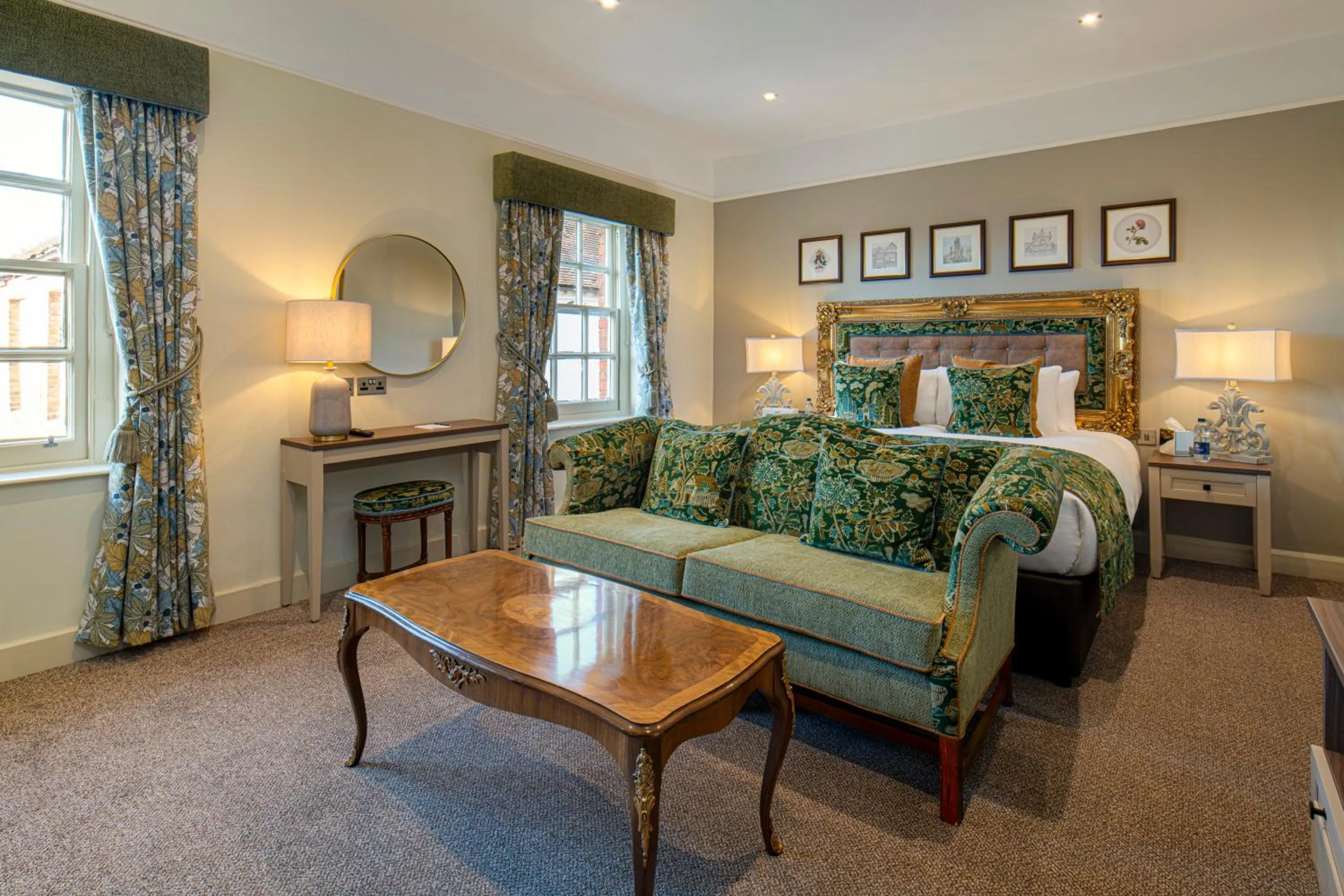 Bedroom in The Warwick Arms Hotel - The Coaching Inn Group
