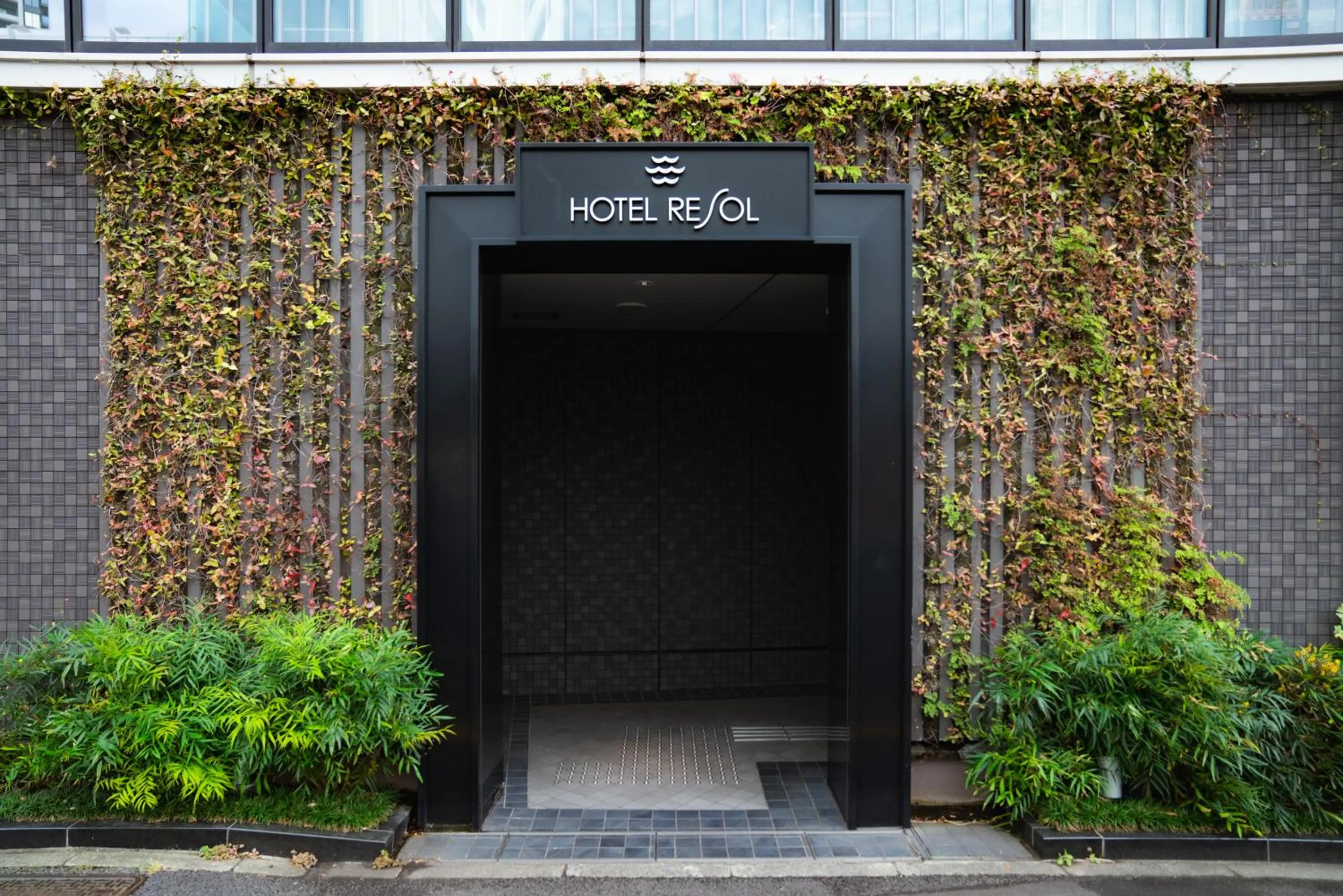 Facade/entrance in Hotel Resol Yokohama Sakuragicho