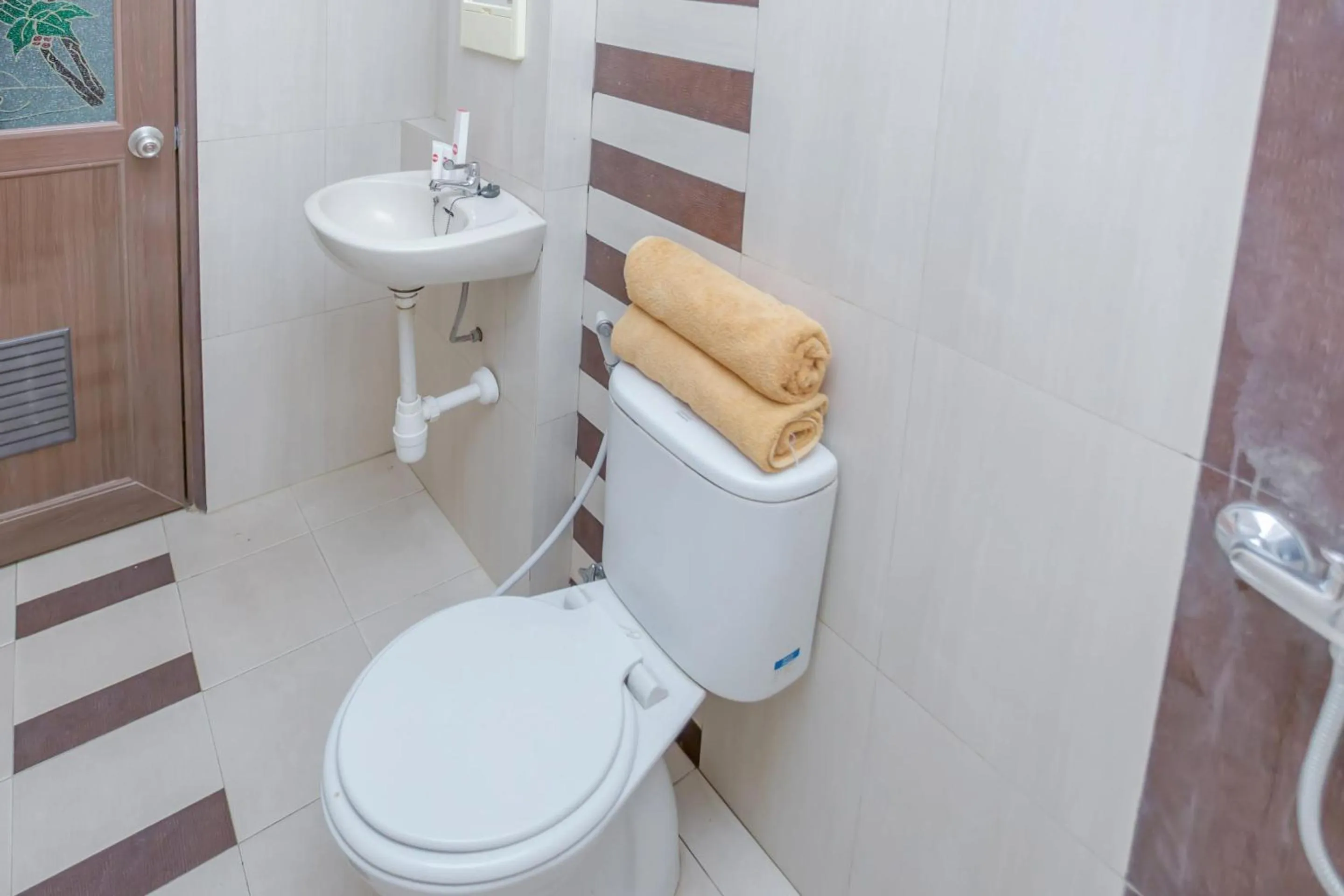 Bathroom in Hotel O Lapan Lapan