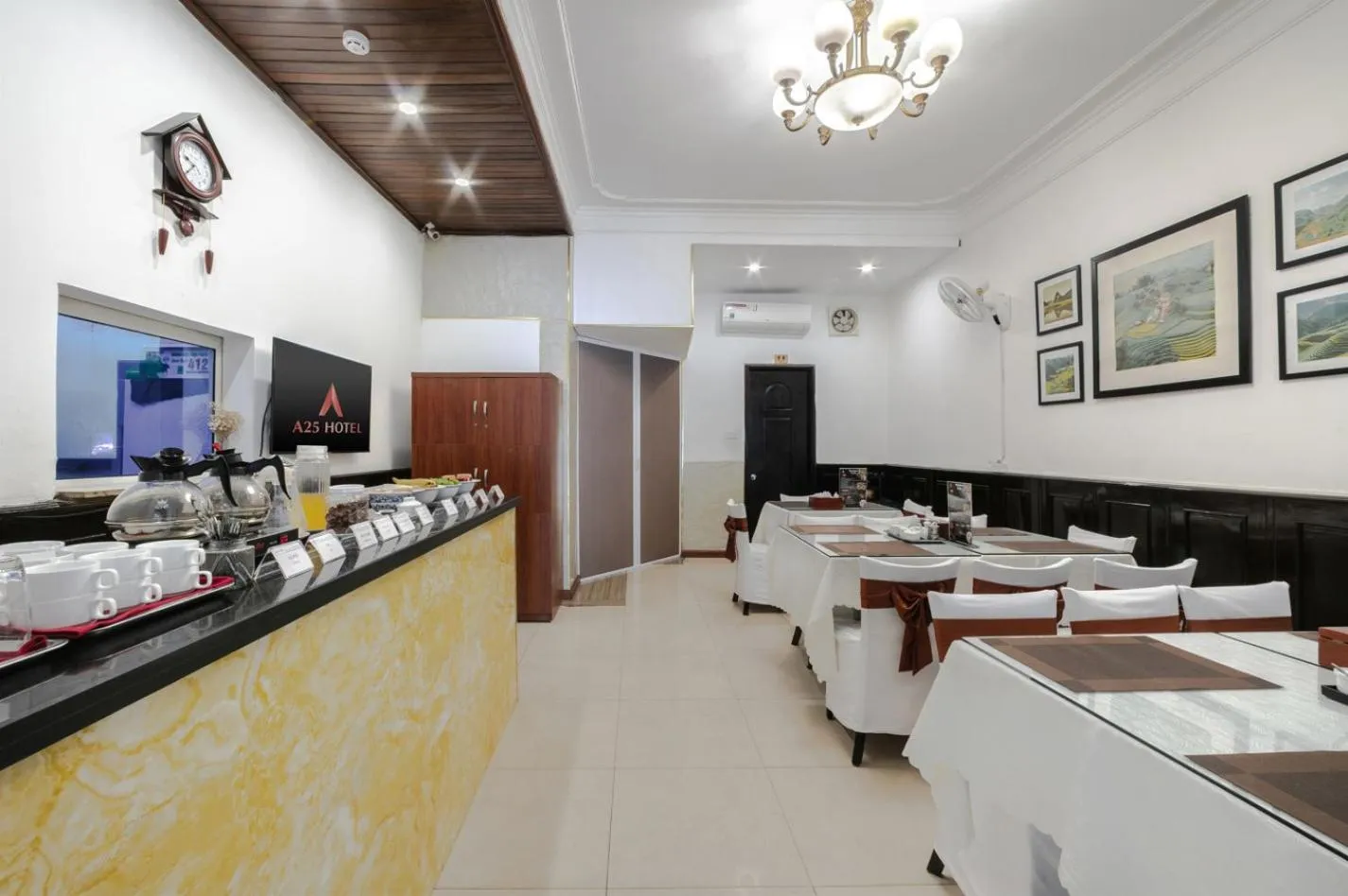 Restaurant/places to eat in A25 Hotel - 96 Hai Bà Trưng