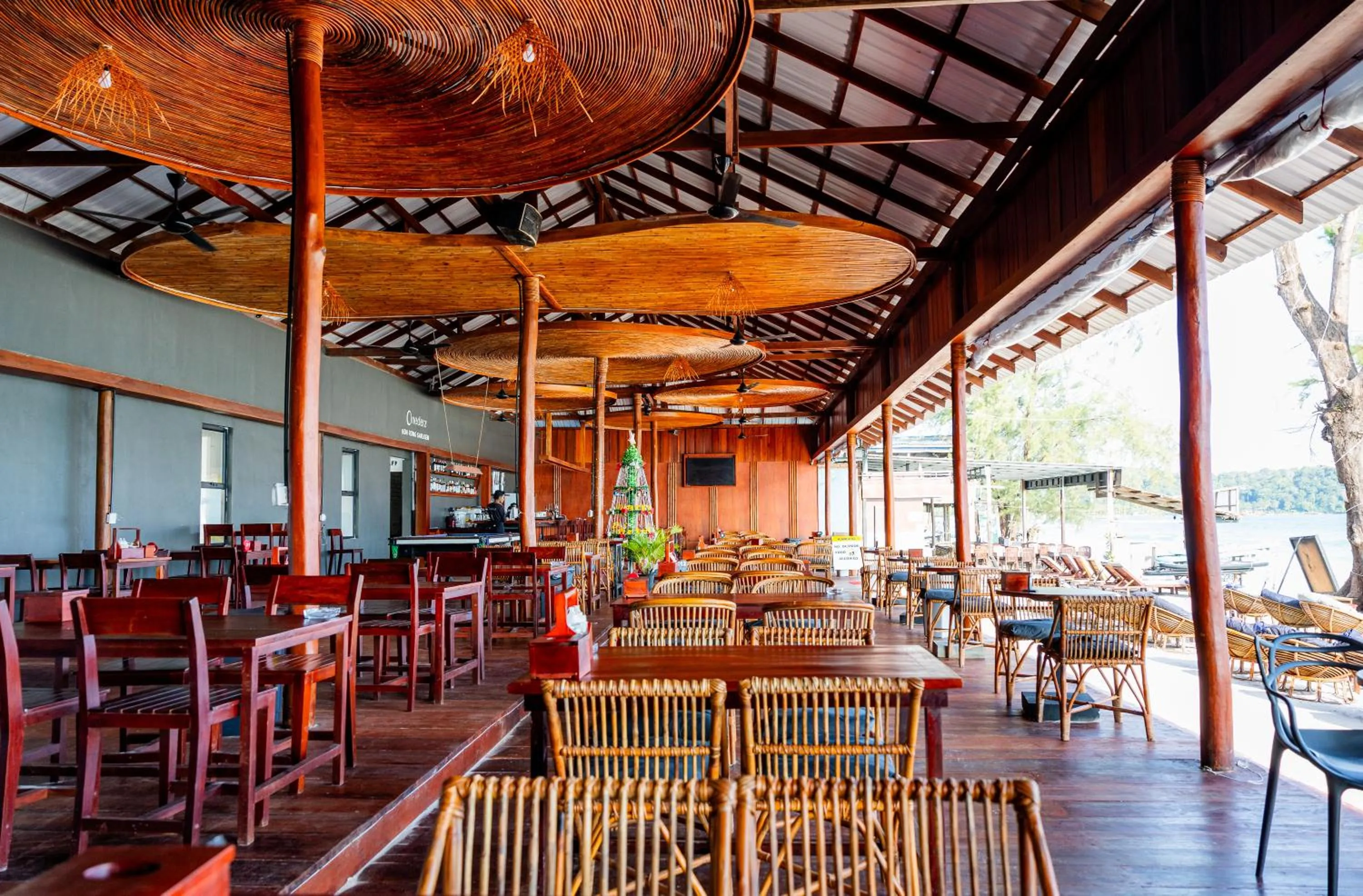 Restaurant/places to eat in Onederz Koh Rong Sanloem