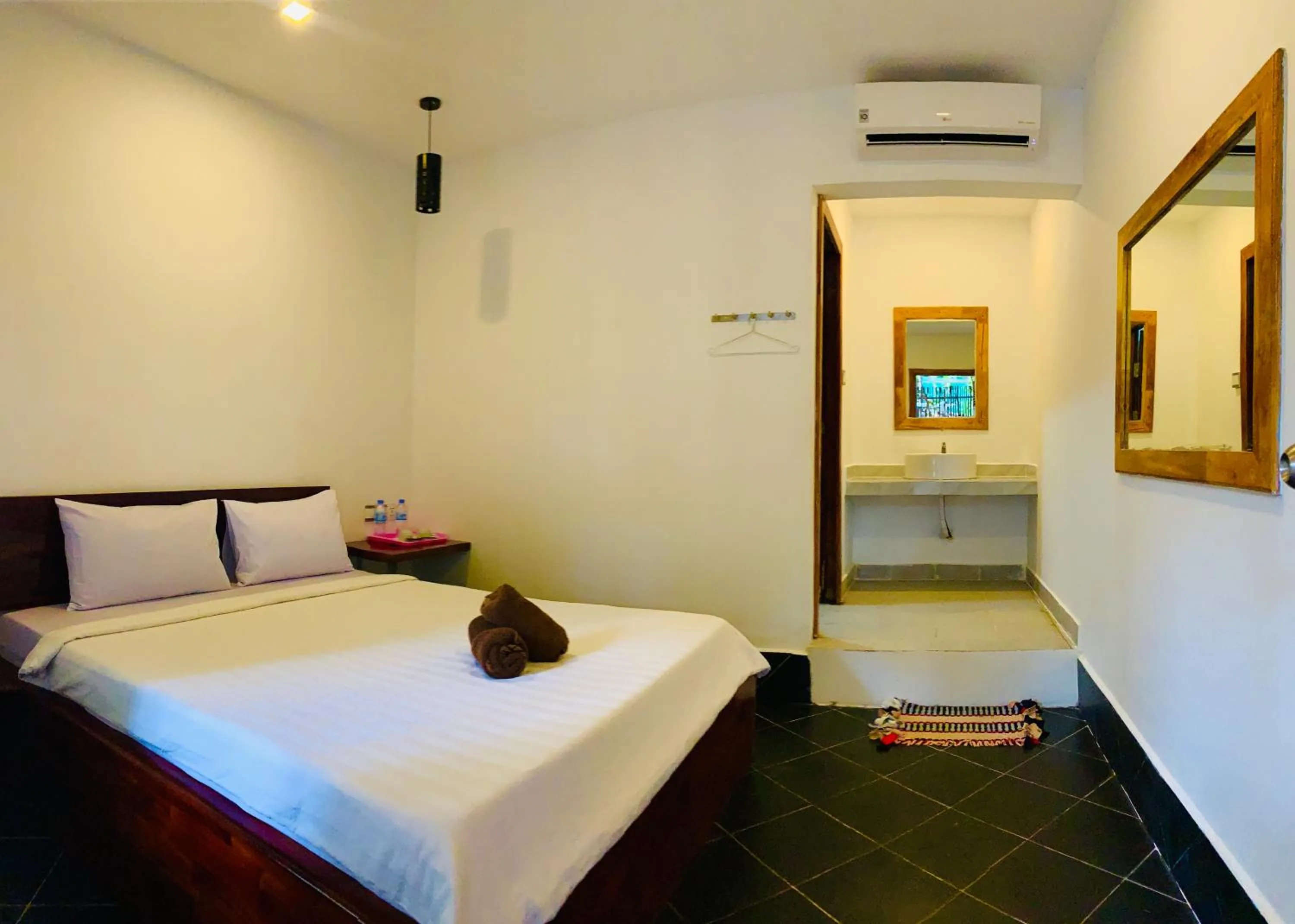 Bed in Onederz Koh Rong Sanloem