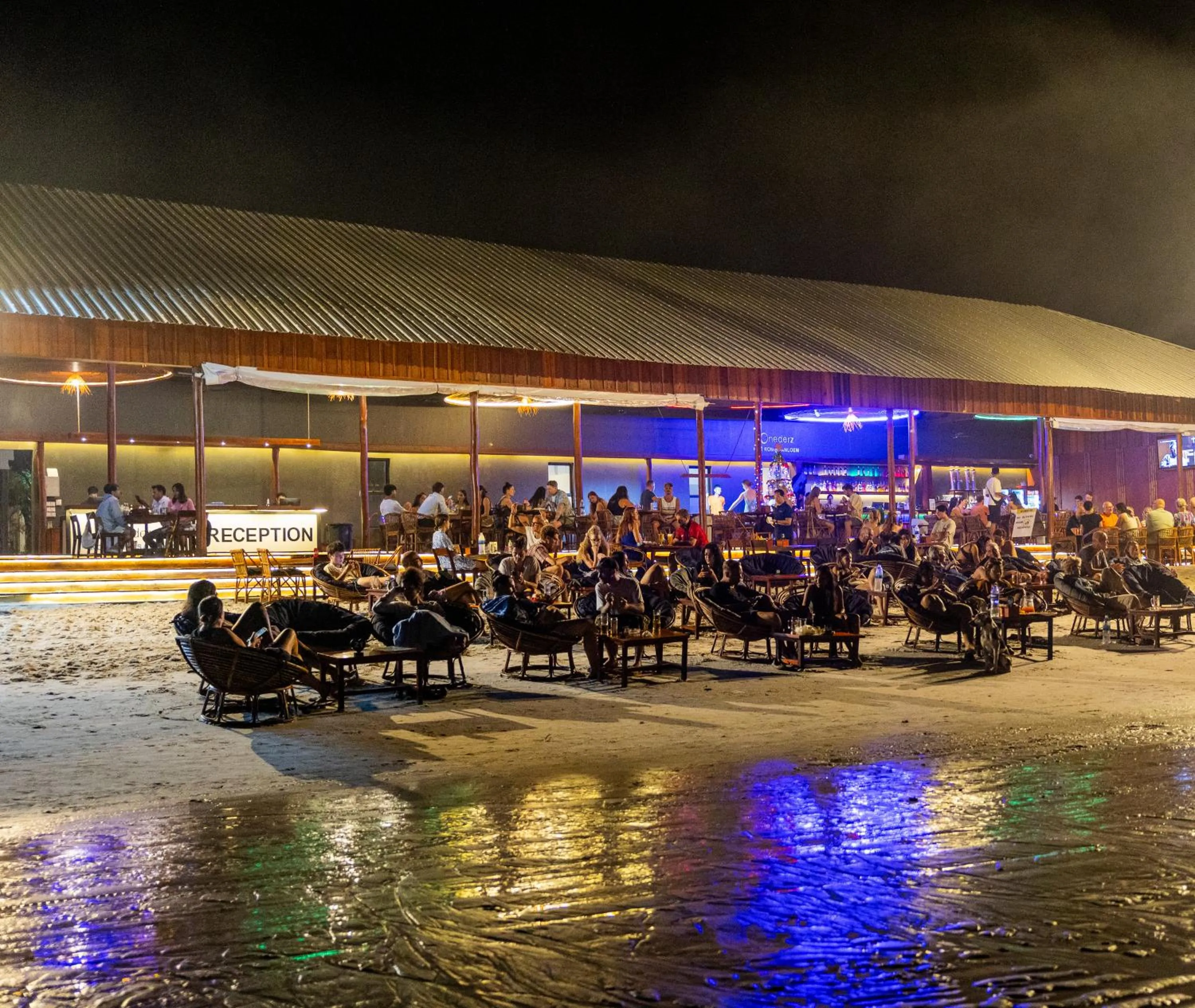 Restaurant/places to eat in Onederz Koh Rong Sanloem