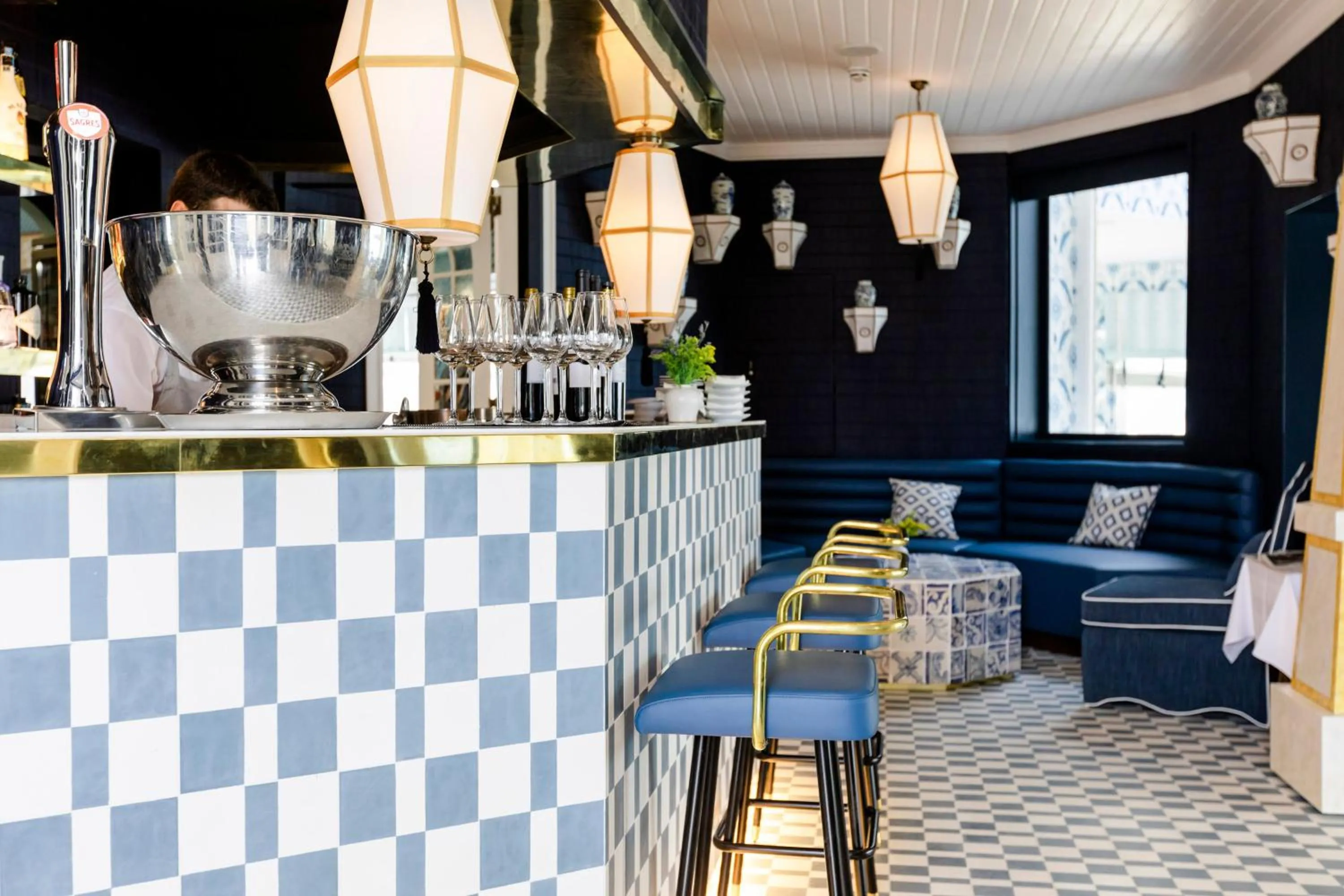 Lobby or reception in The Albatroz Hotel