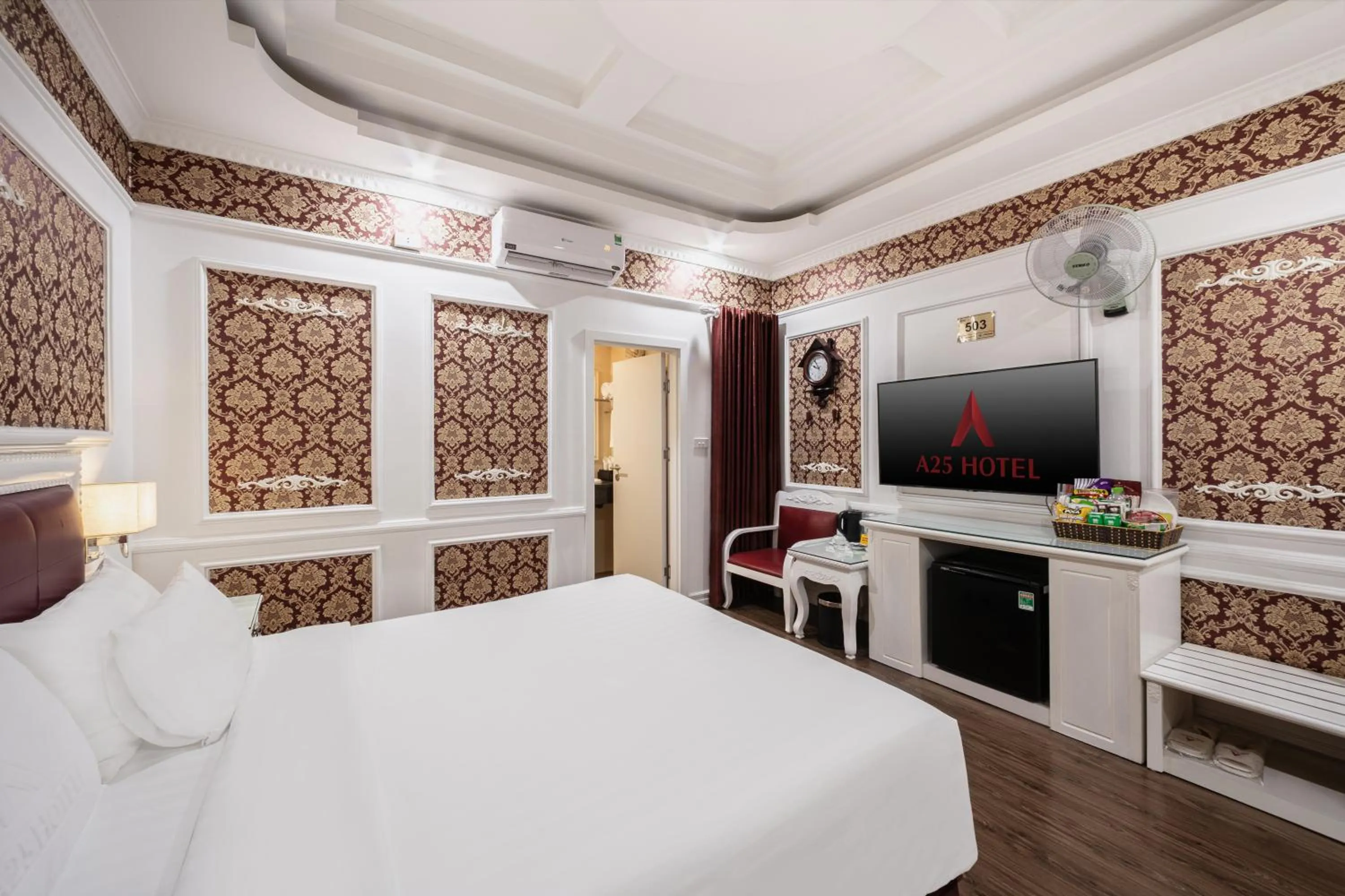 Bedroom, Bed in A25 Hotel - Dịch Vọng Hậu