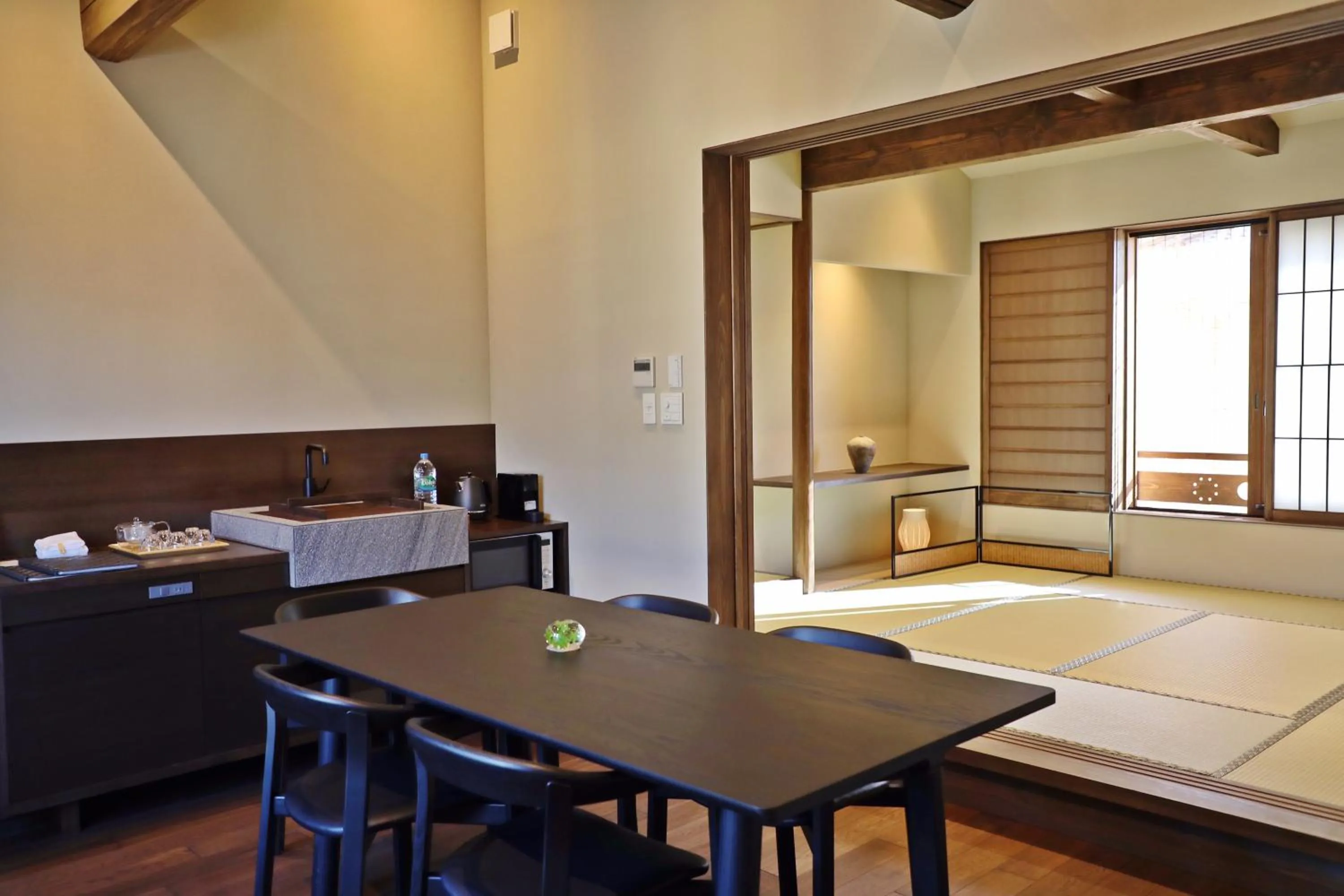 Living room in Campton Kiyomizu Vacation Rental