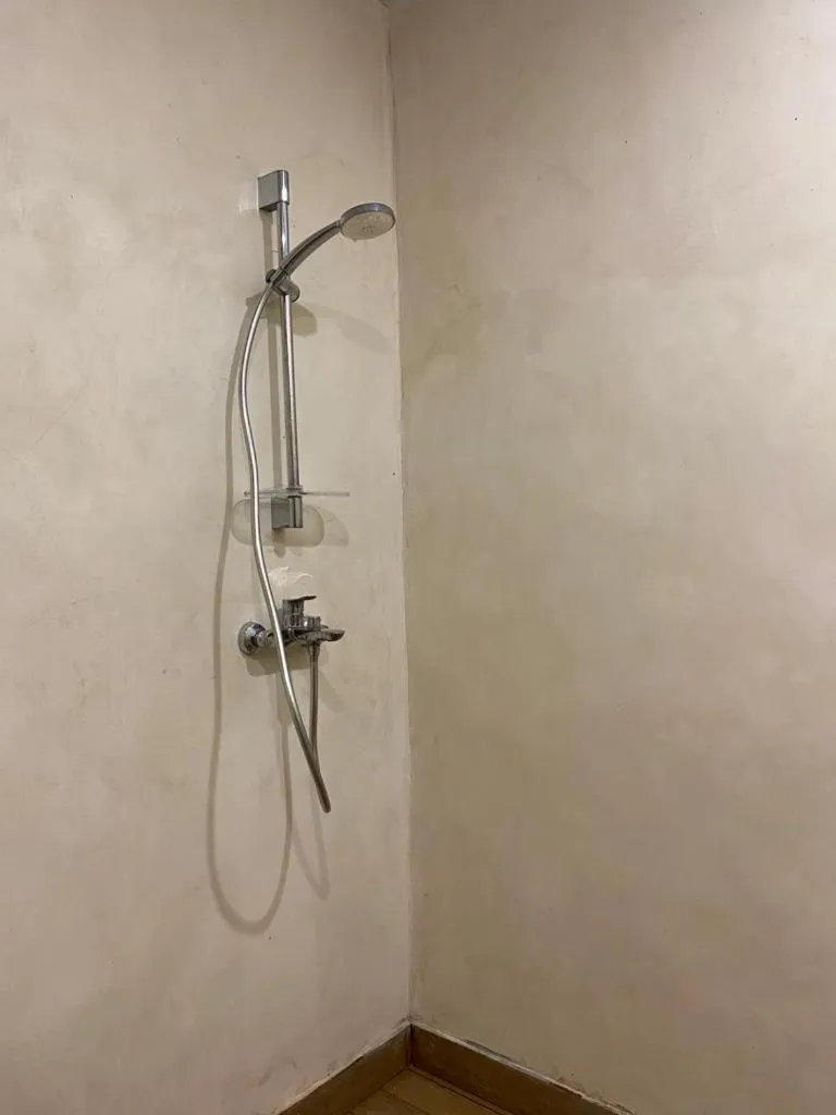 Bathroom in Kuri Garden Cottage