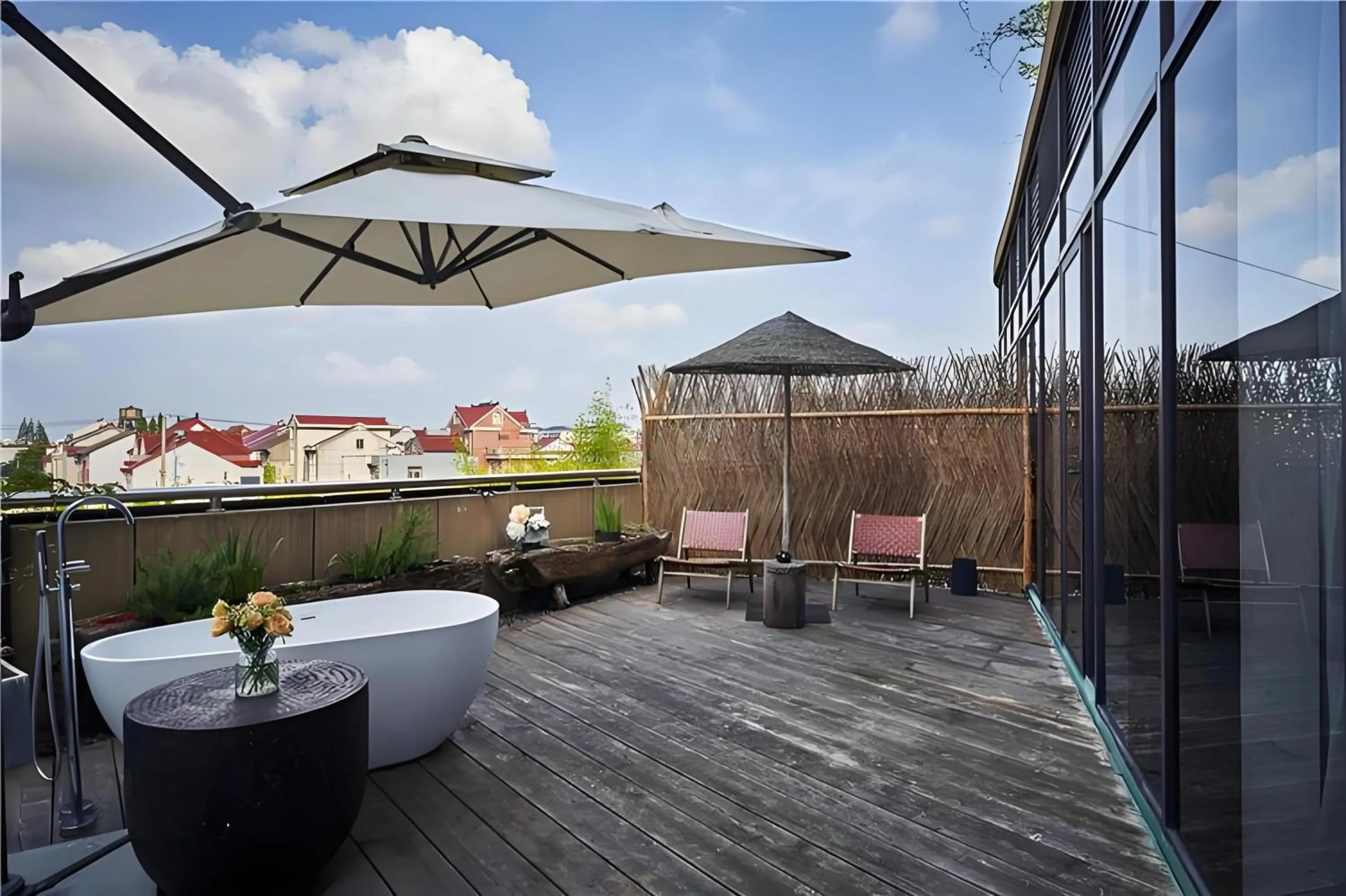 Day in Manli Hotel Shanghai Pudong Airport Branch -Provide free shuttle buses to Pudong Airport and Disneyland