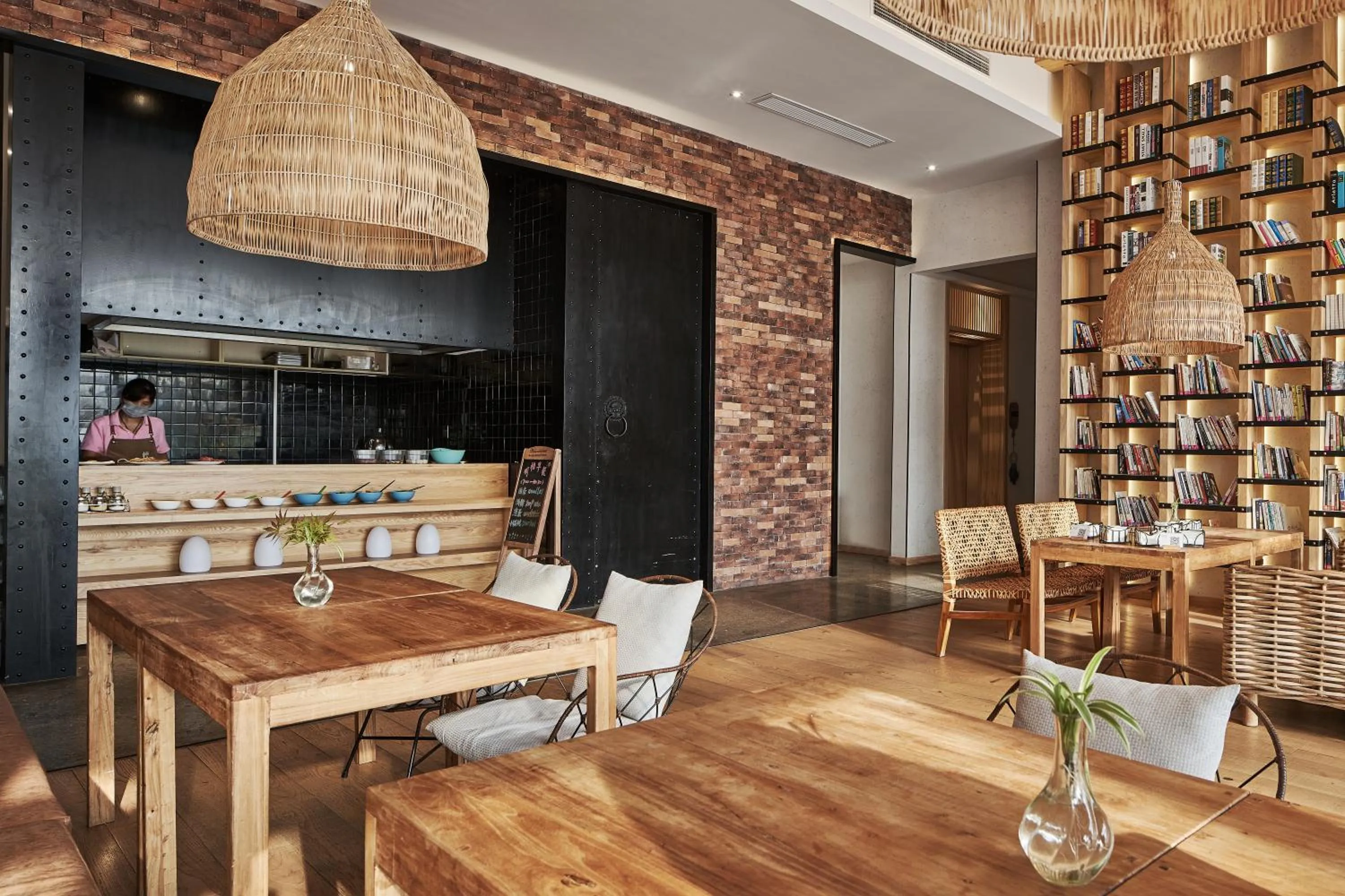 Restaurant/places to eat in Manli Hotel Shanghai Pudong Airport Branch -Provide free shuttle buses to Pudong Airport and Disneyland