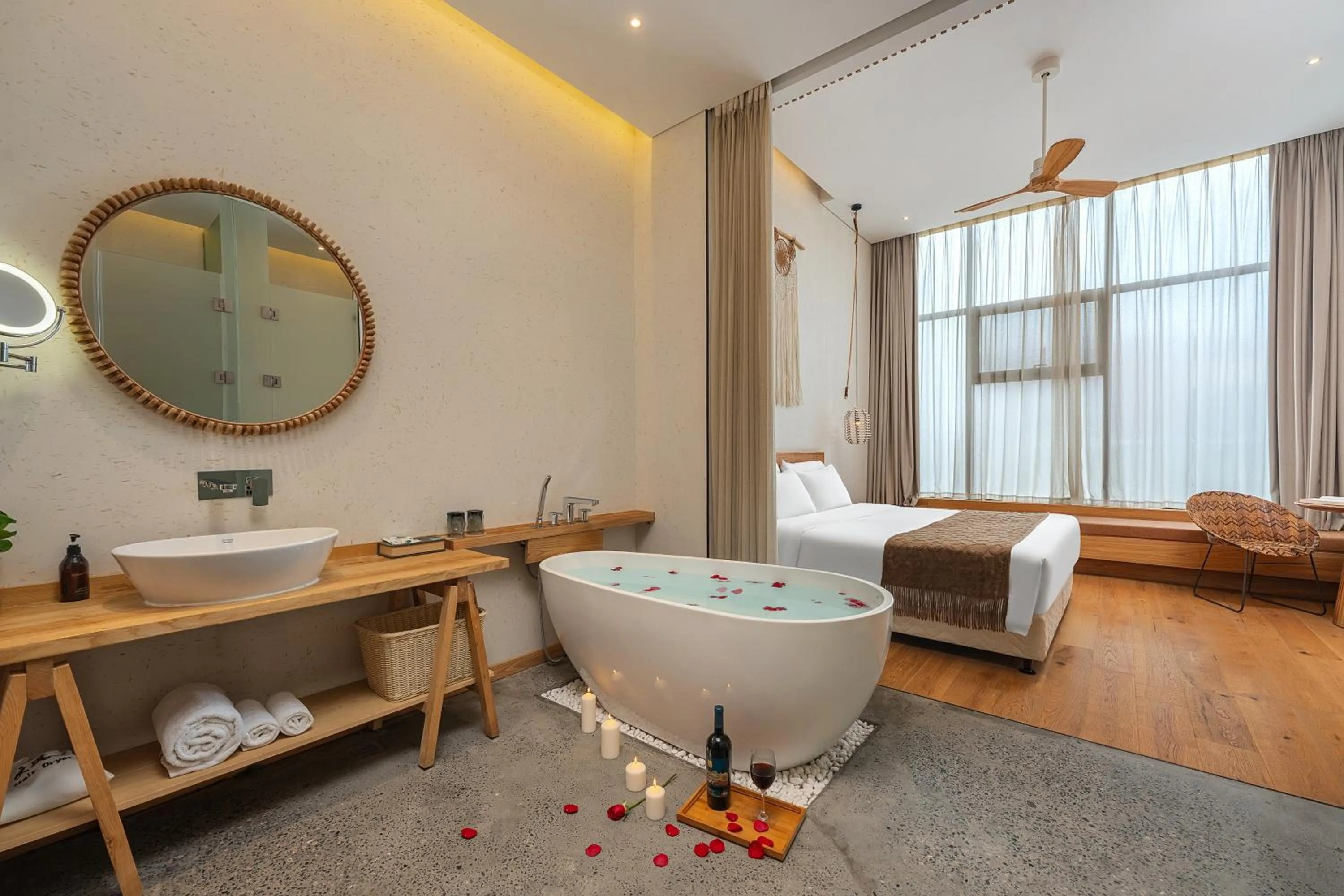 Hot Tub in Manli Hotel Shanghai Pudong Airport Branch -Provide free shuttle buses to Pudong Airport and Disneyland