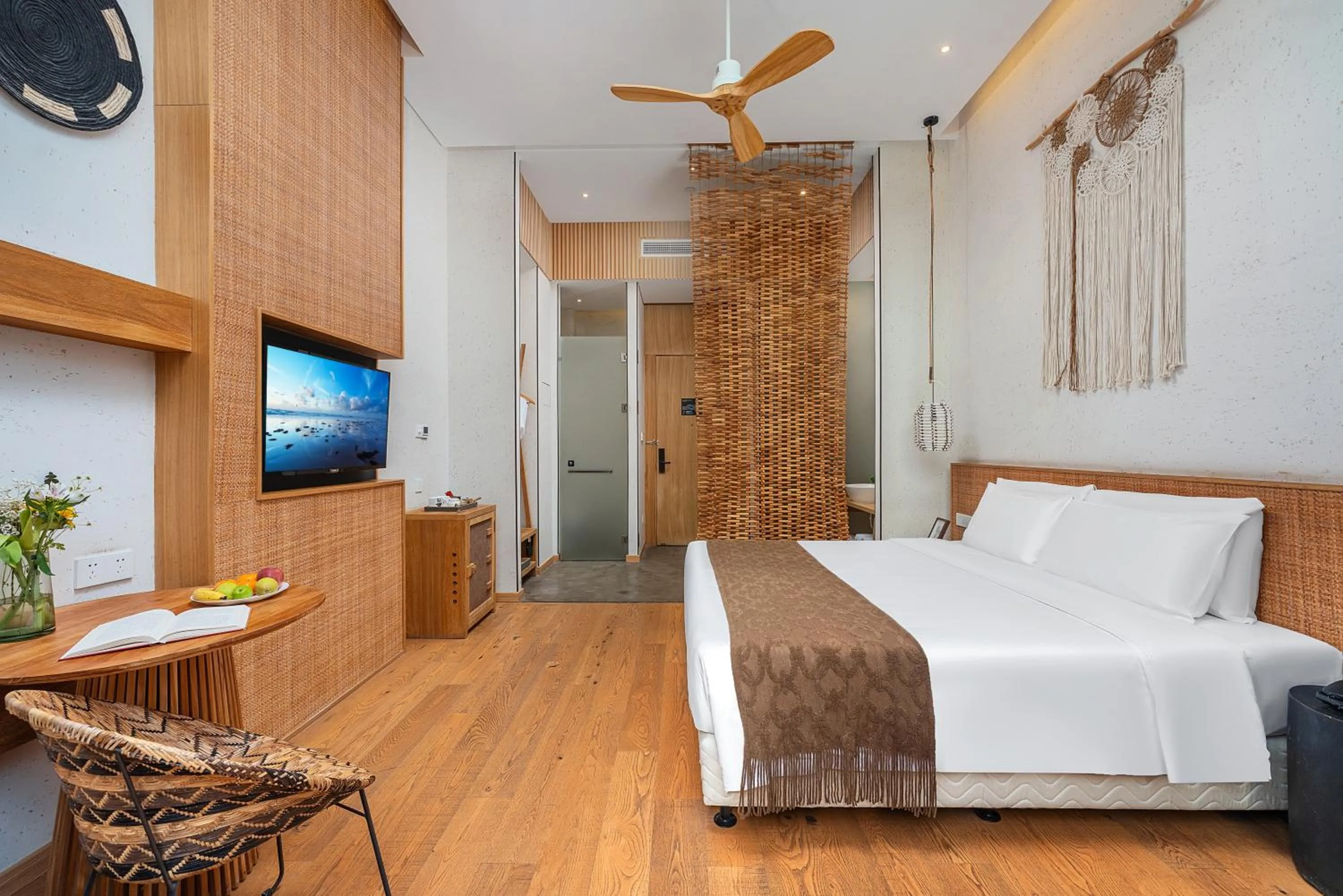 Bed in Manli Hotel Shanghai Pudong Airport Branch -Provide free shuttle buses to Pudong Airport and Disneyland