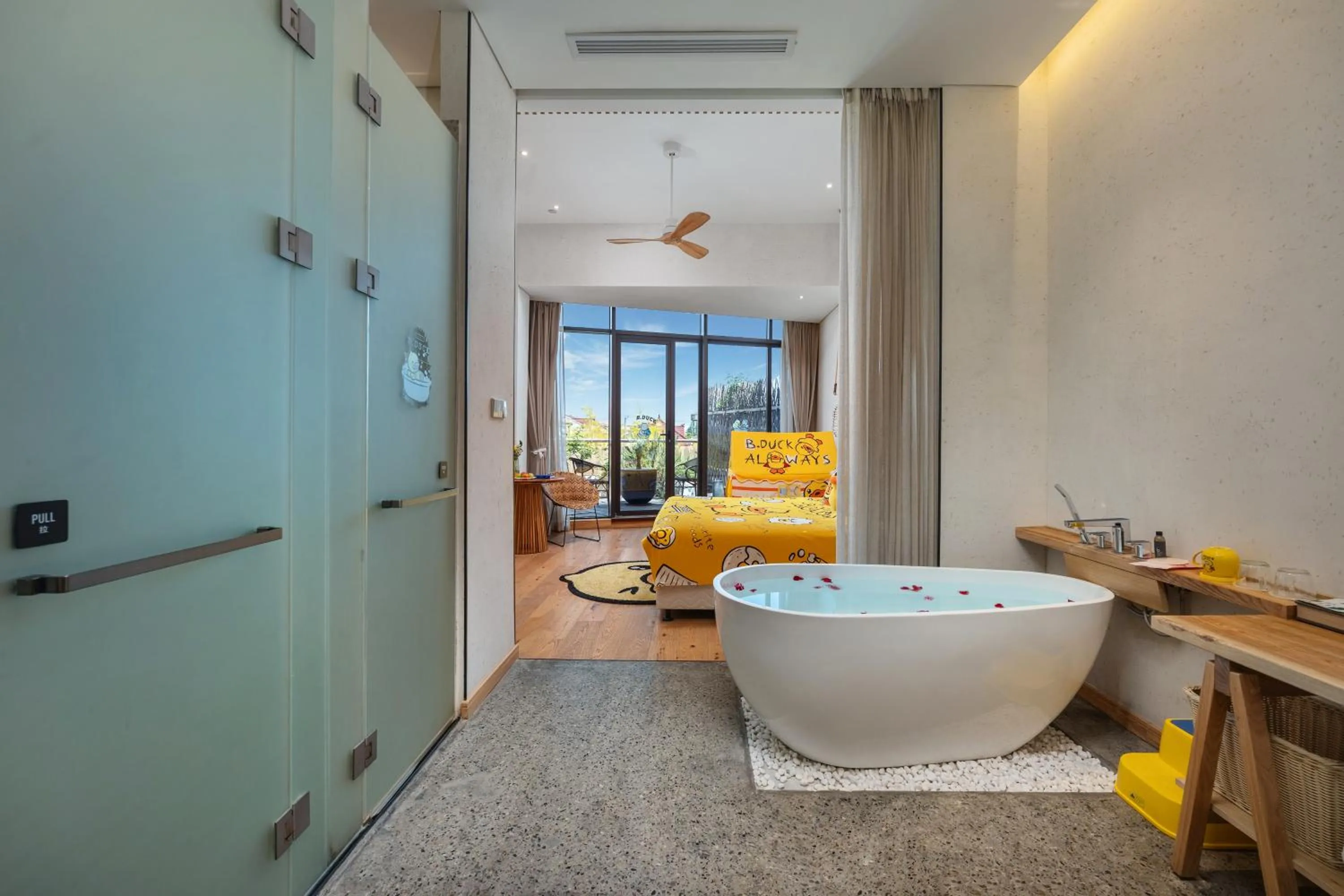 Hot Tub in Manli Hotel Shanghai Pudong Airport Branch -Provide free shuttle buses to Pudong Airport and Disneyland