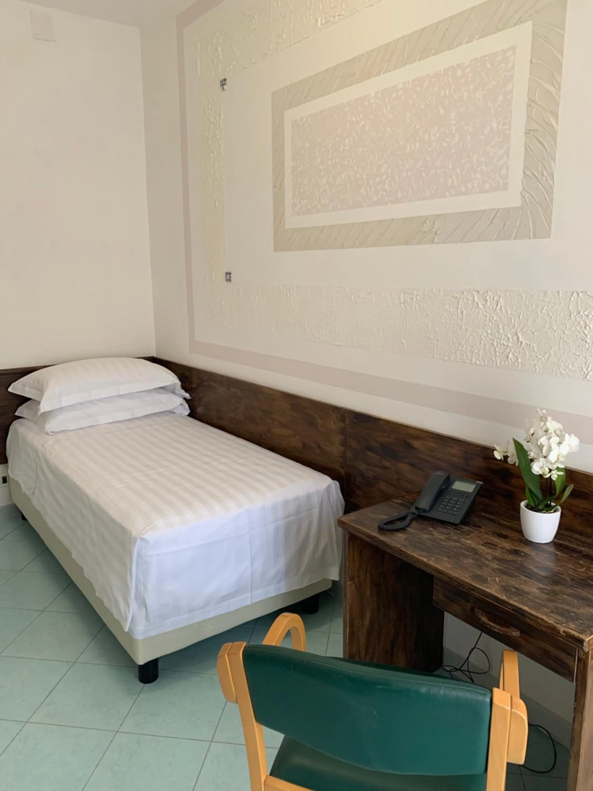 Bedroom, Bed in Hotel Conte