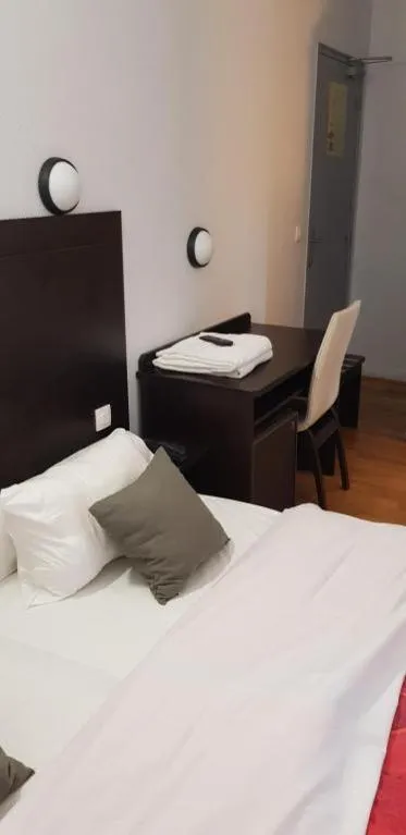 Bedroom in Terminus Fontainebleau Avon