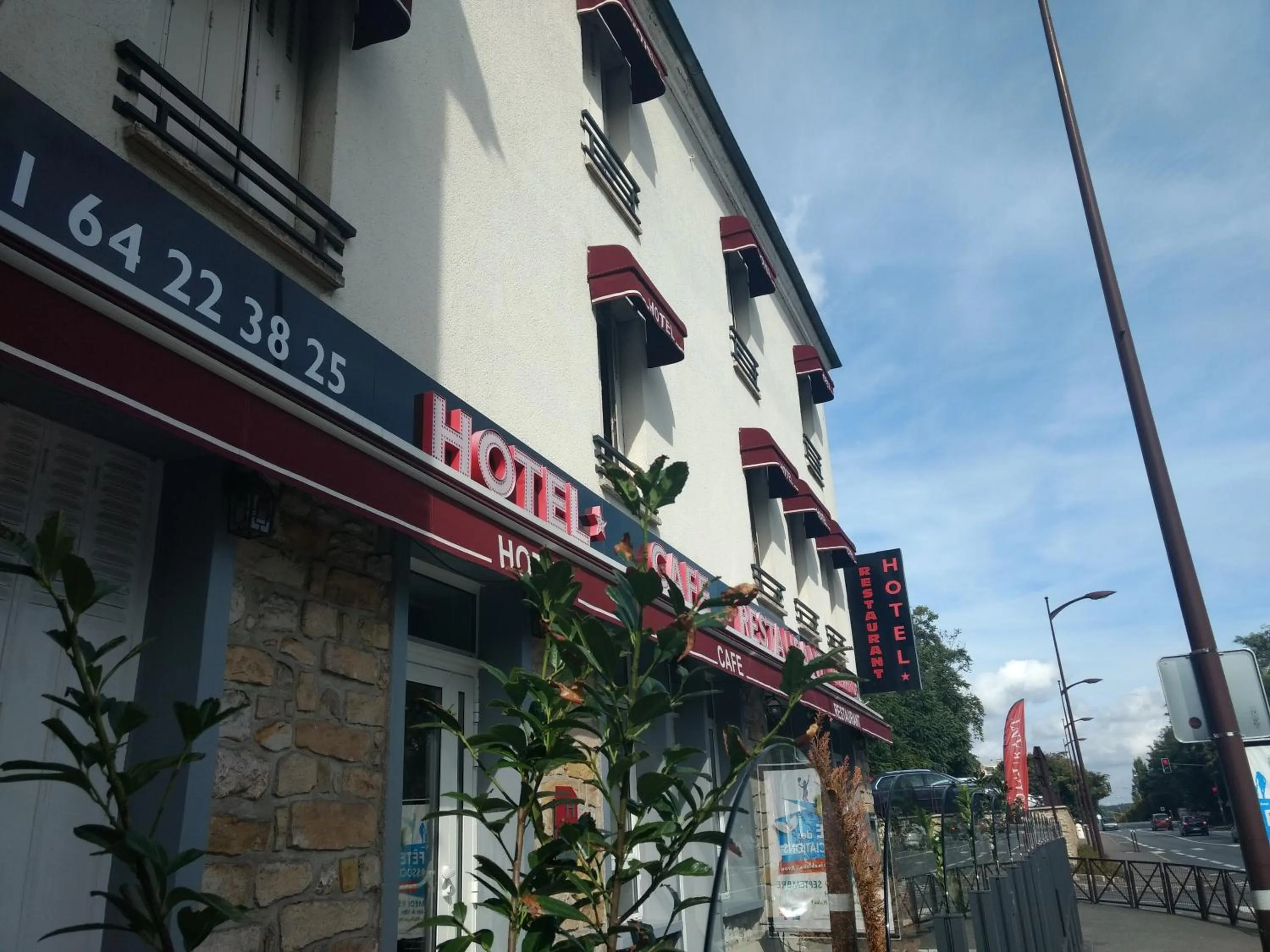 Property building in Terminus Fontainebleau Avon