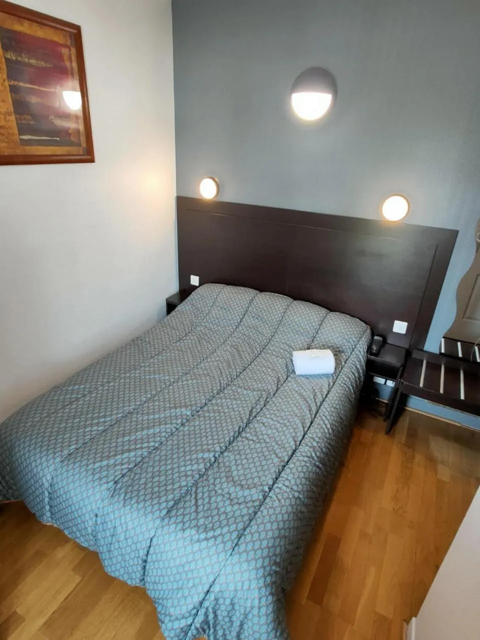 Bedroom in Terminus Fontainebleau Avon