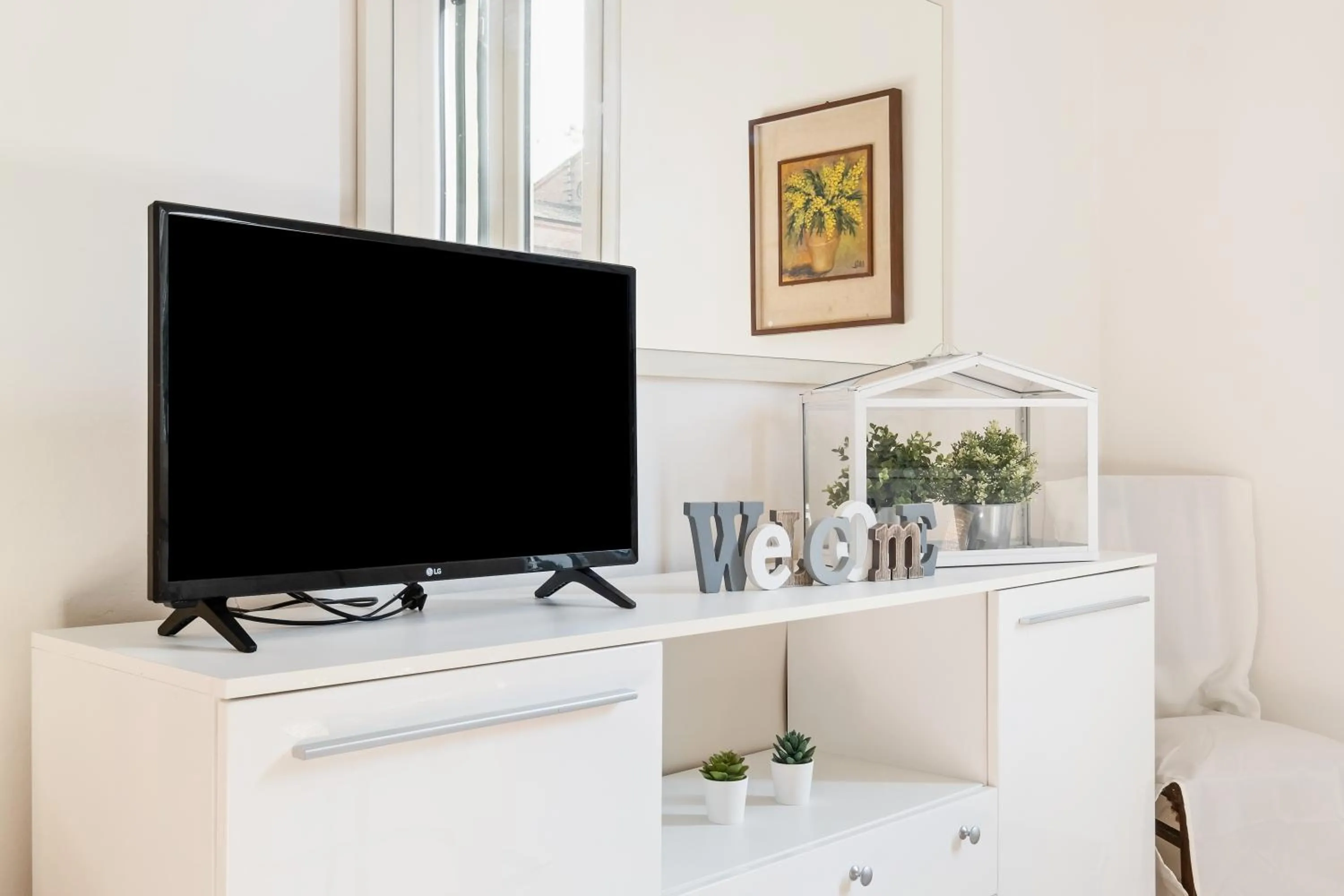 Living room in GuestHost - Marconi Airport Cozy Dream Flat