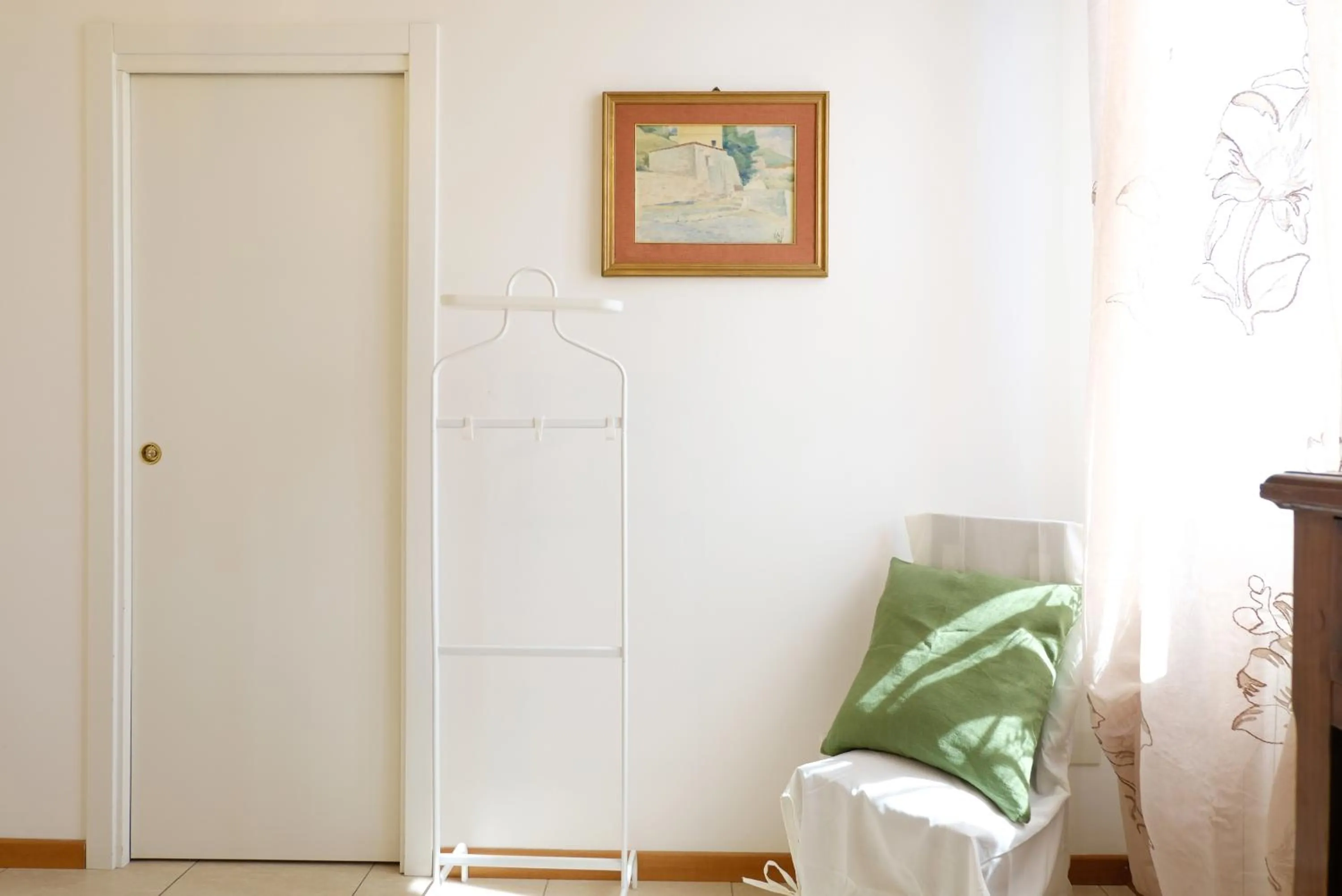 Bedroom, Bed in GuestHost - Marconi Airport Cozy Dream Flat