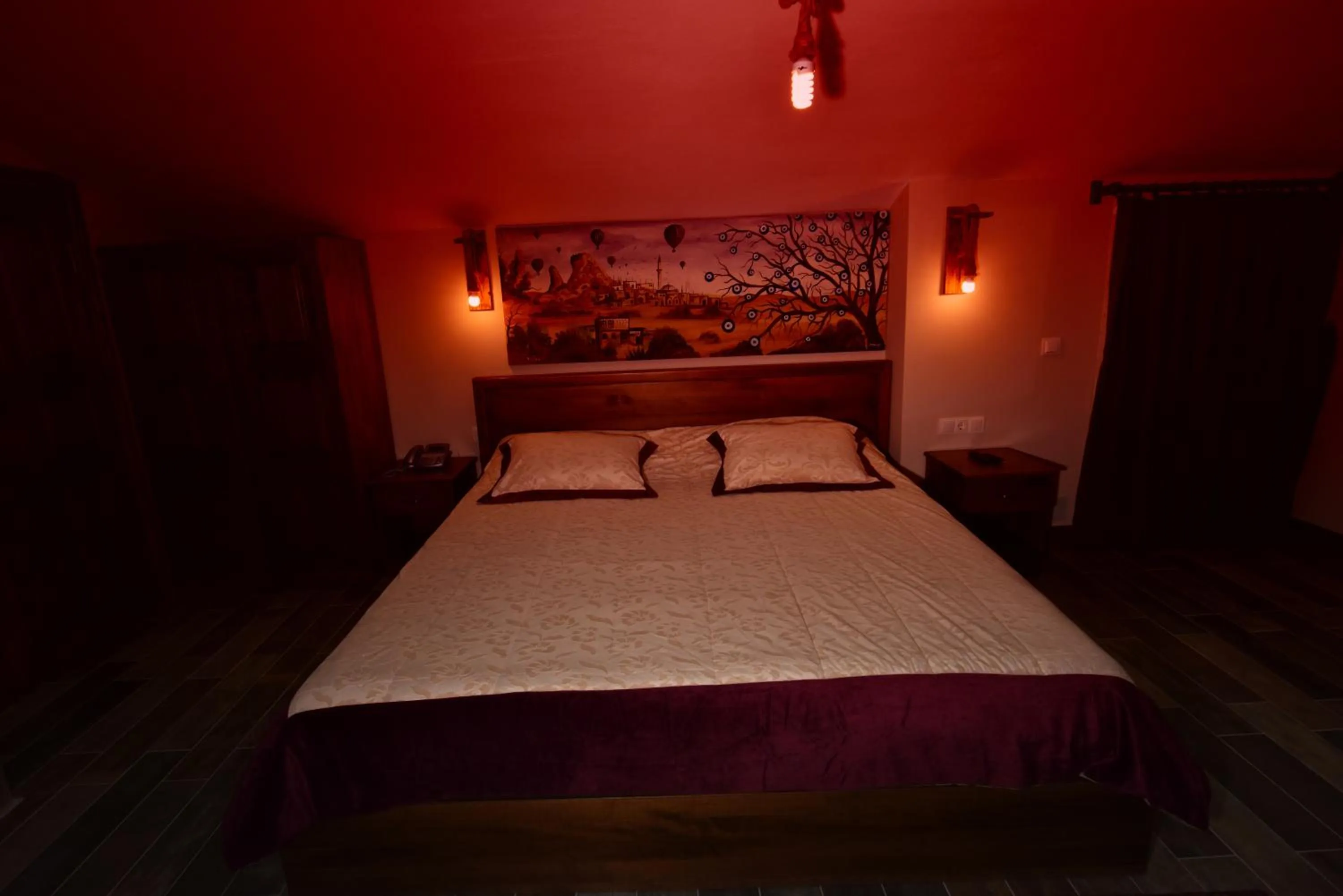 Bed in EL NAZAR STONE SUİTE