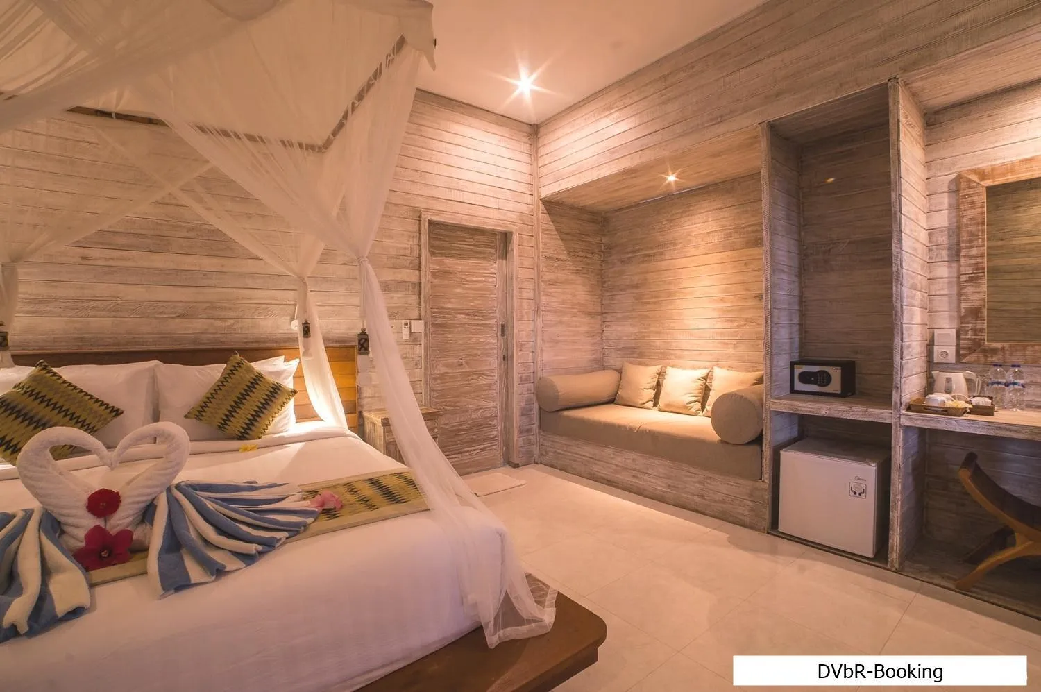 Bed in Dayung Villas By Reccoma