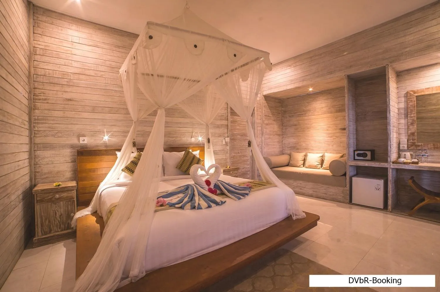 Bed in Dayung Villas By Reccoma