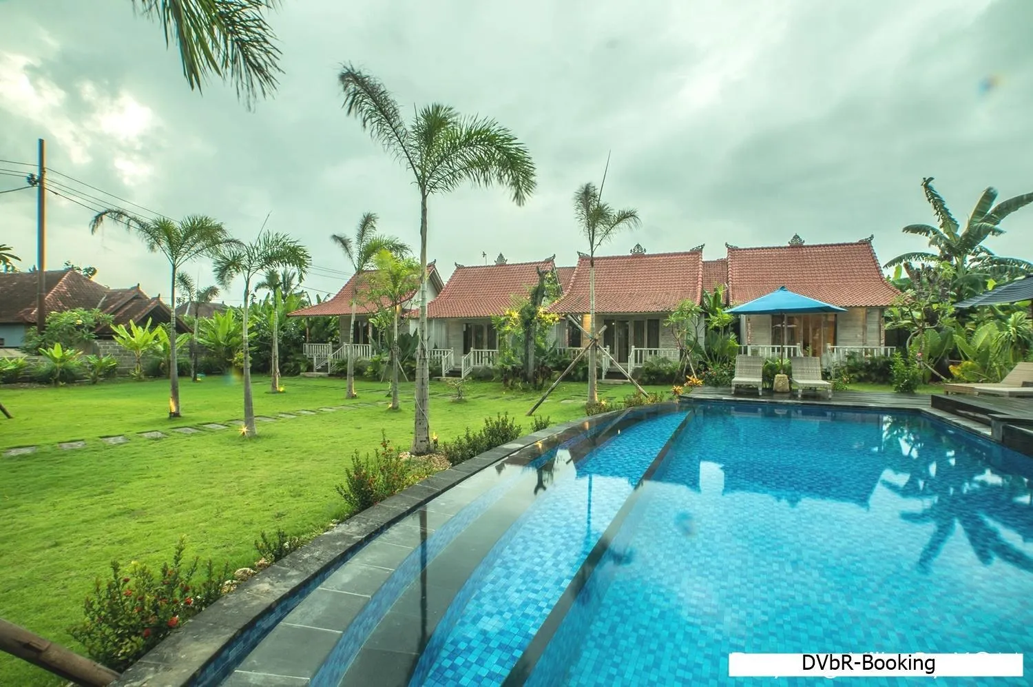 Garden in Dayung Villas By Reccoma