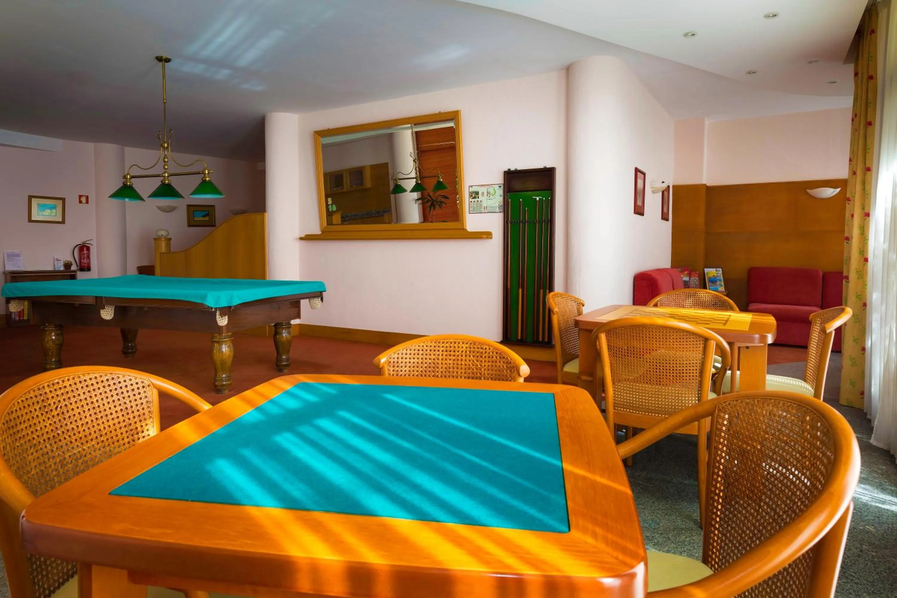 Billiard in Aparthotel Imperatriz