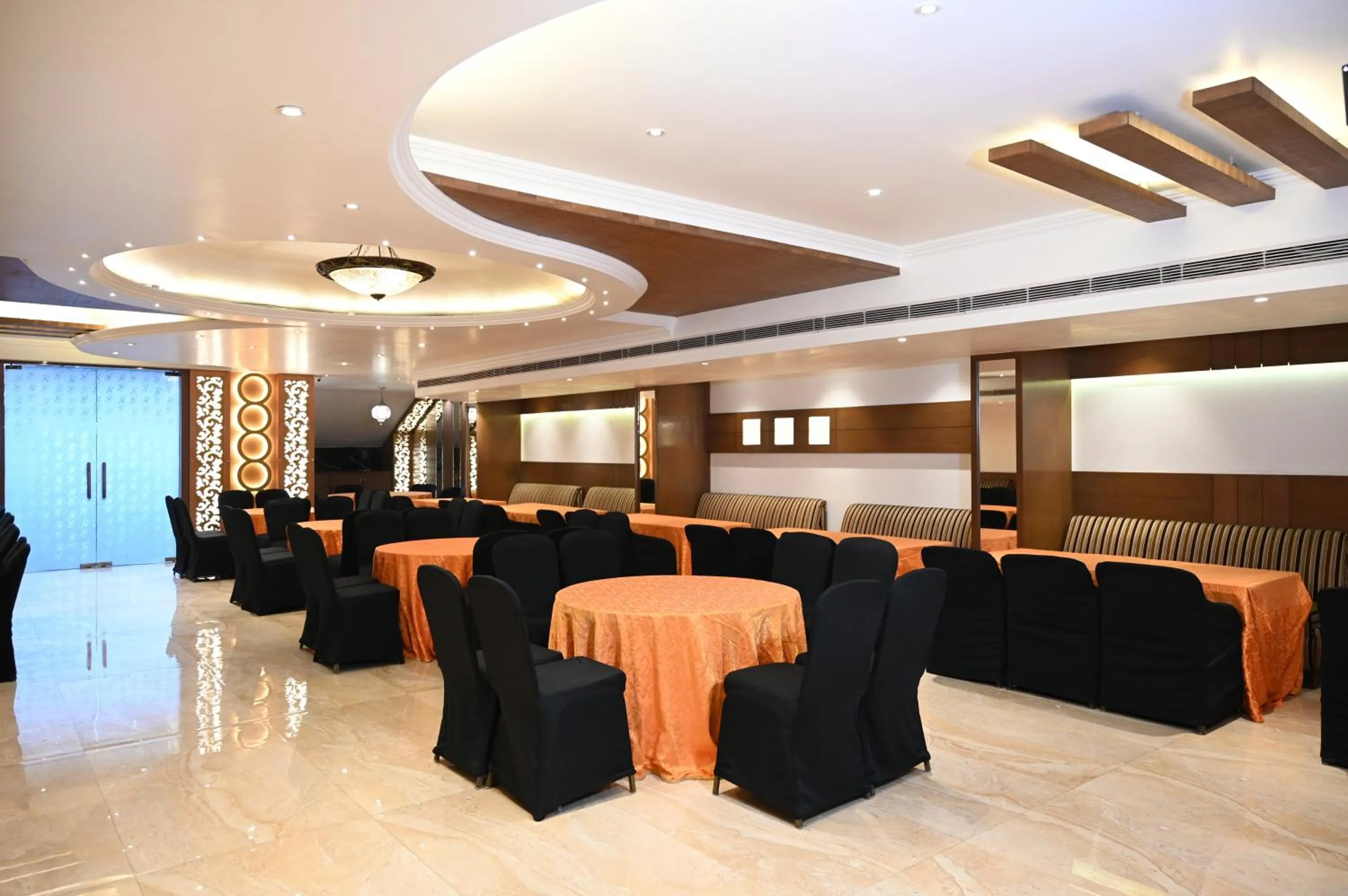 Breakfast in Hotel Lawrence