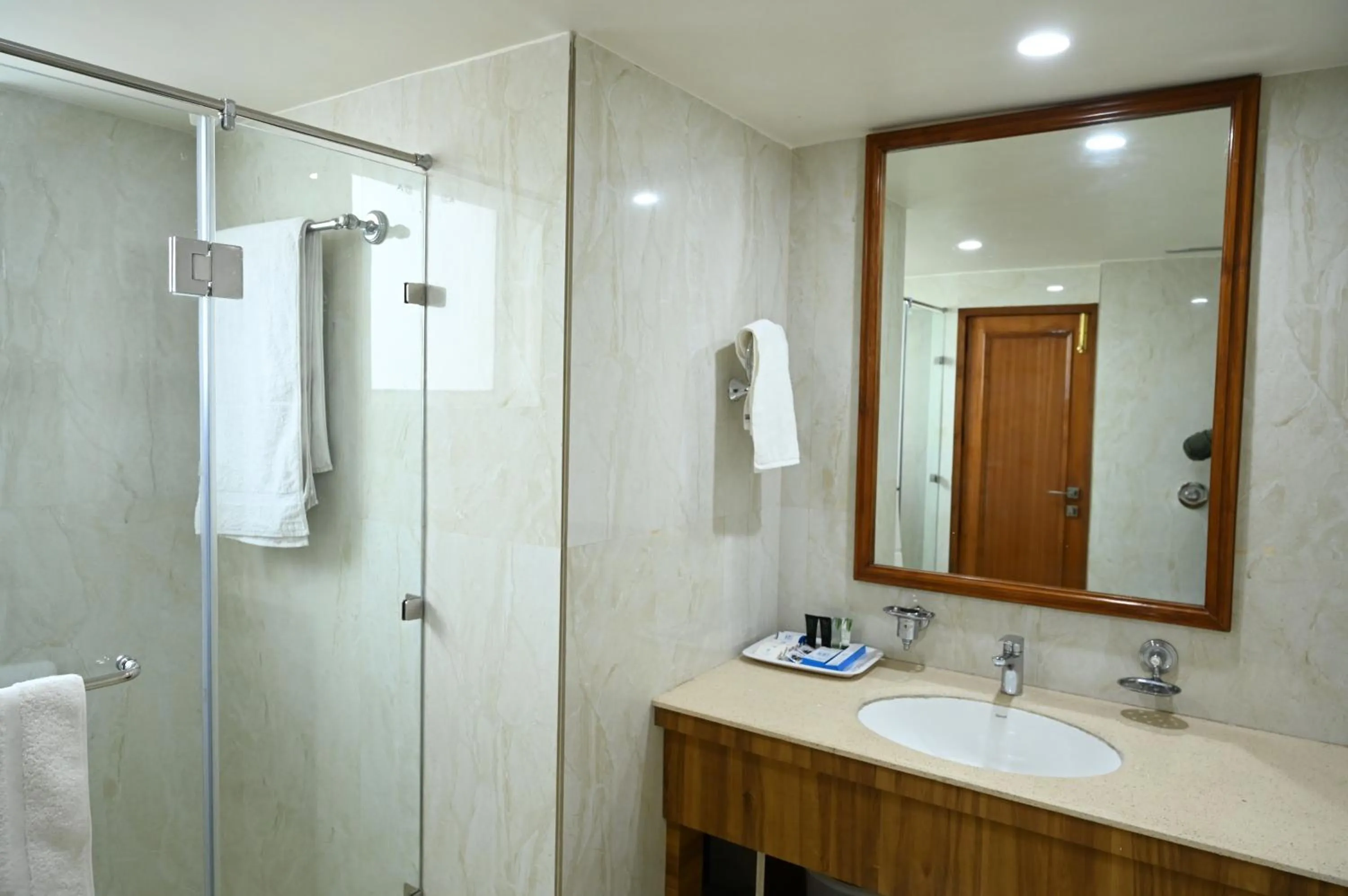 Bathroom in Hotel Lawrence