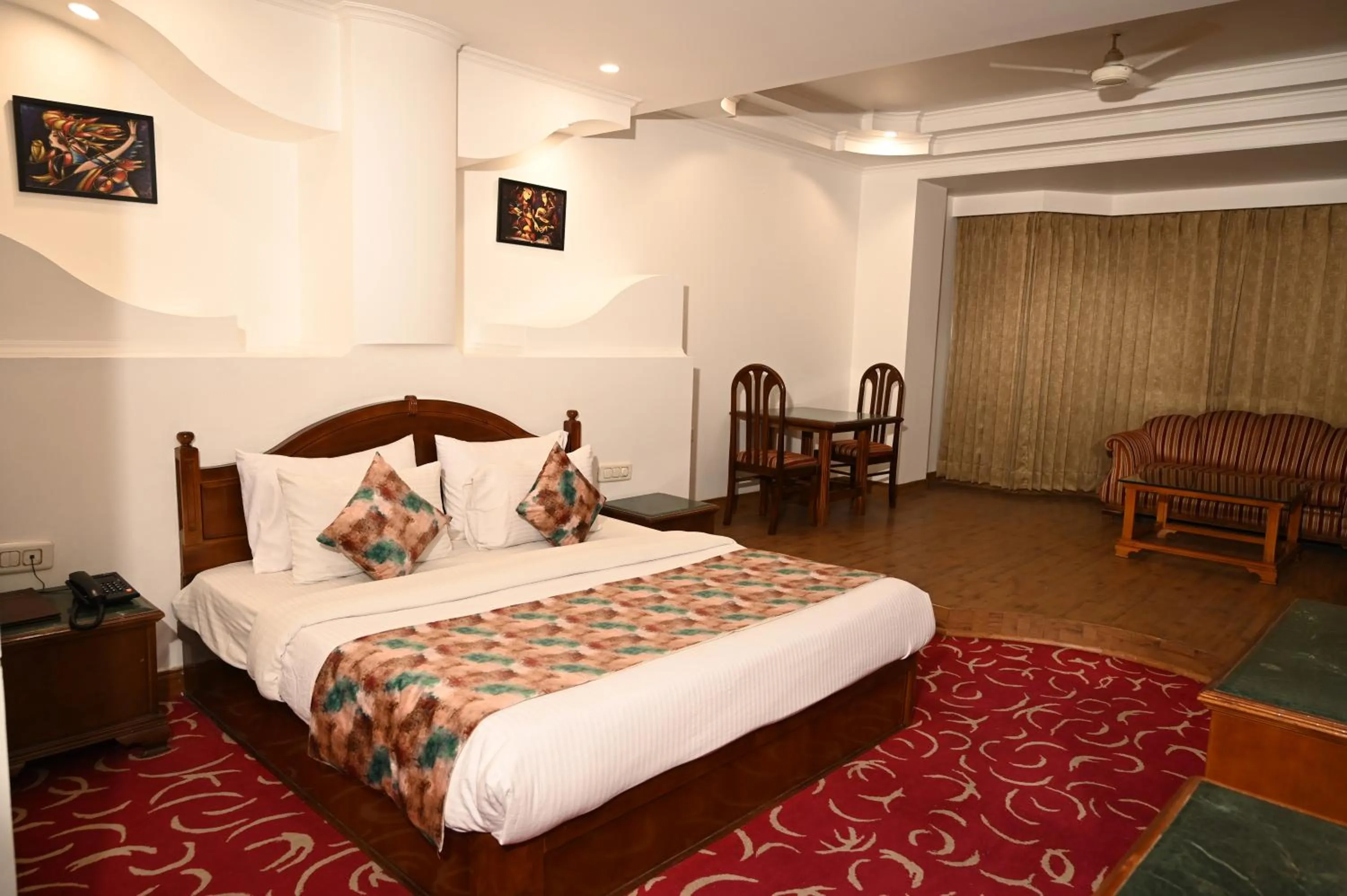 Bedroom, Bed in Hotel Lawrence