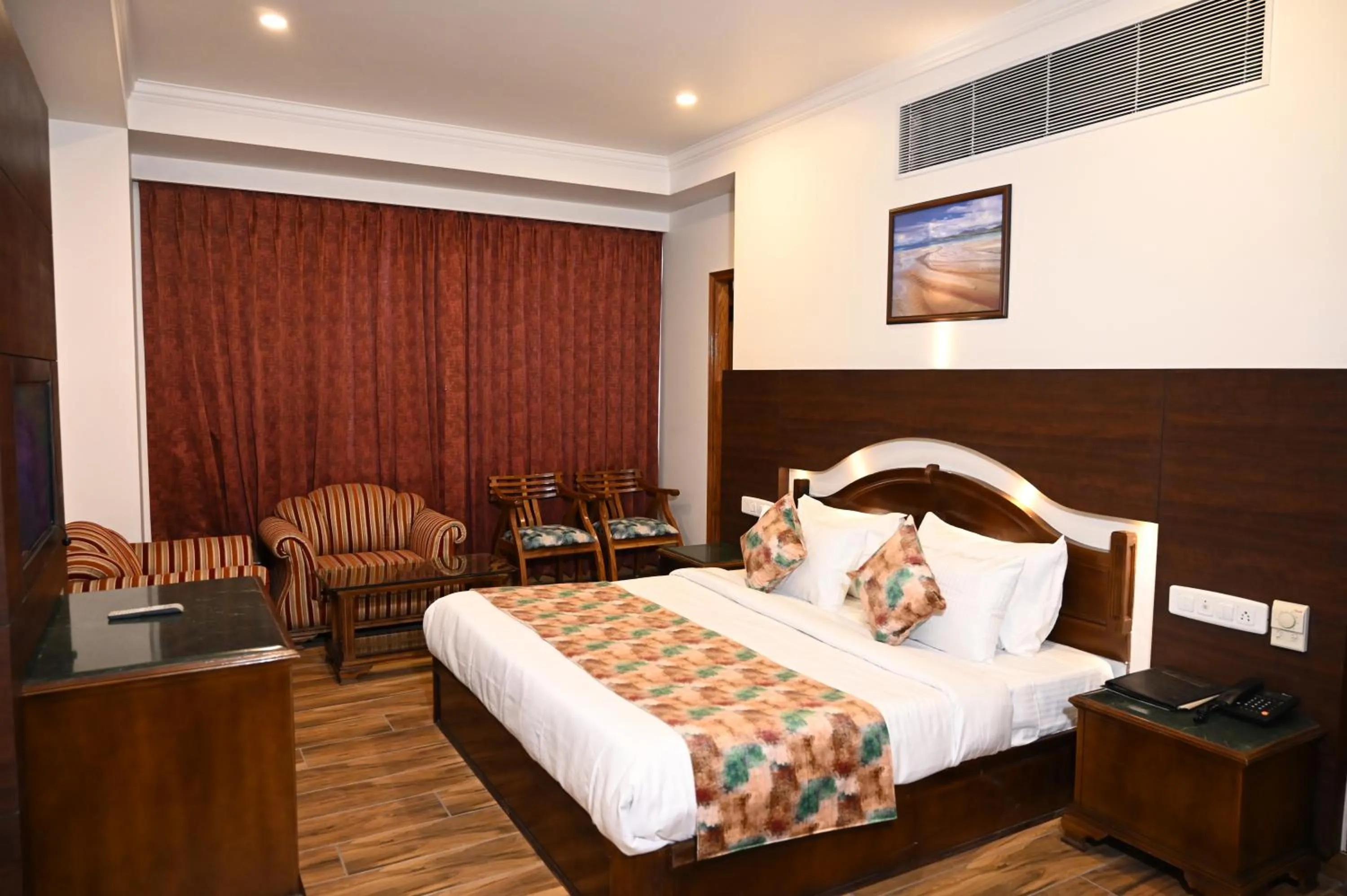 Bedroom, Bed in Hotel Lawrence