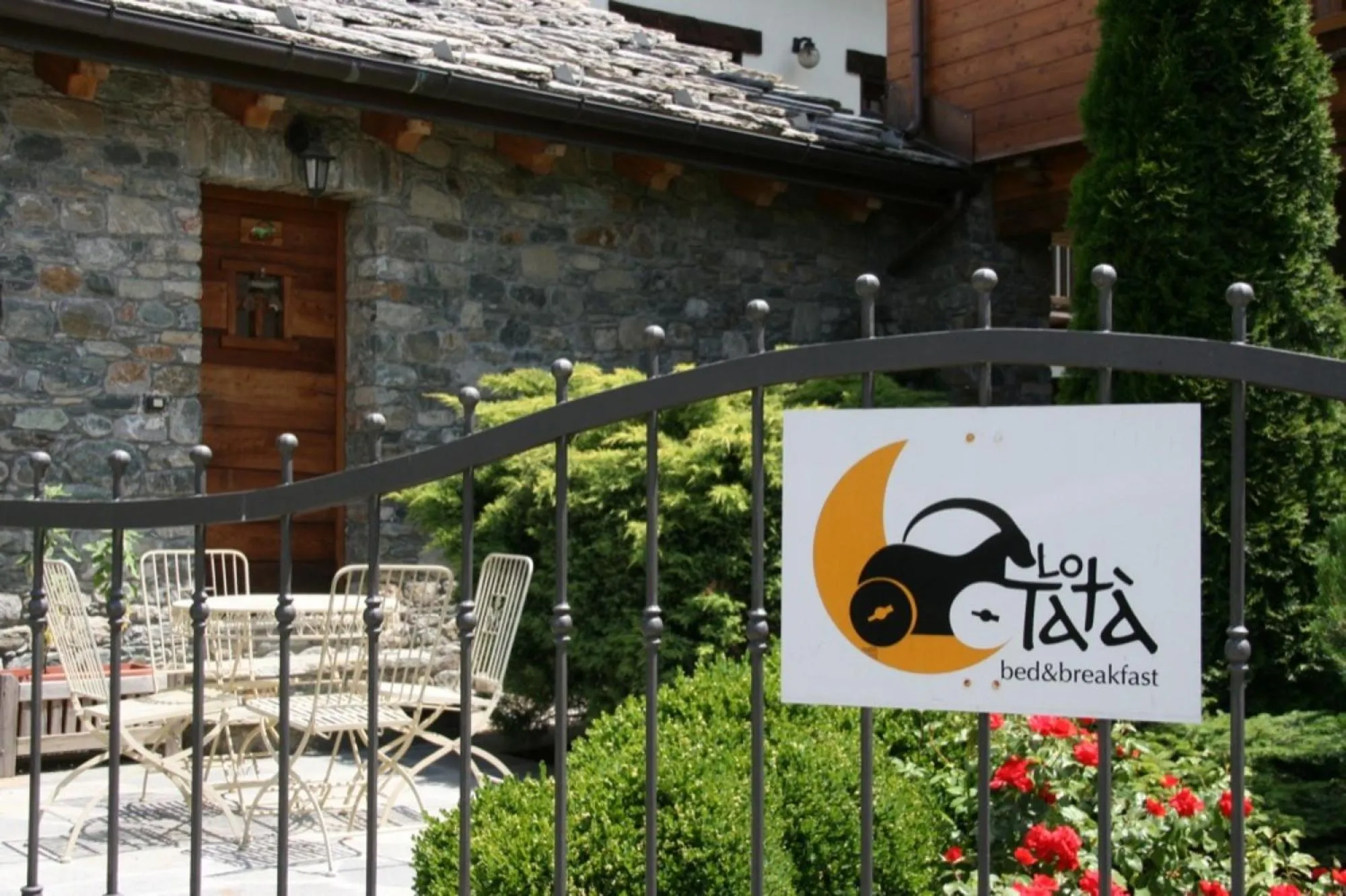 Facade/entrance in B&B Lo Tatà