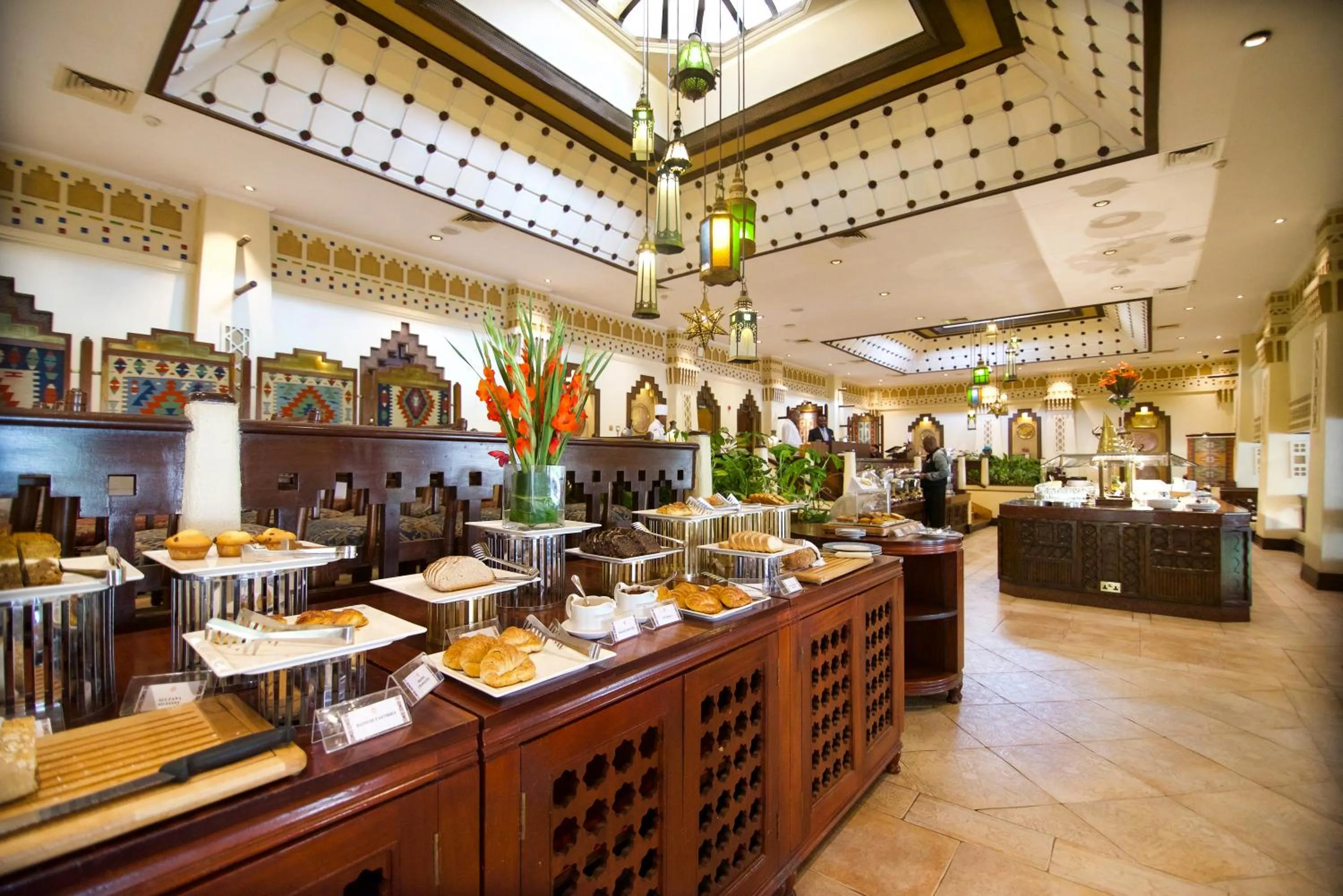 Restaurant/places to eat in Nairobi Serena Hotel