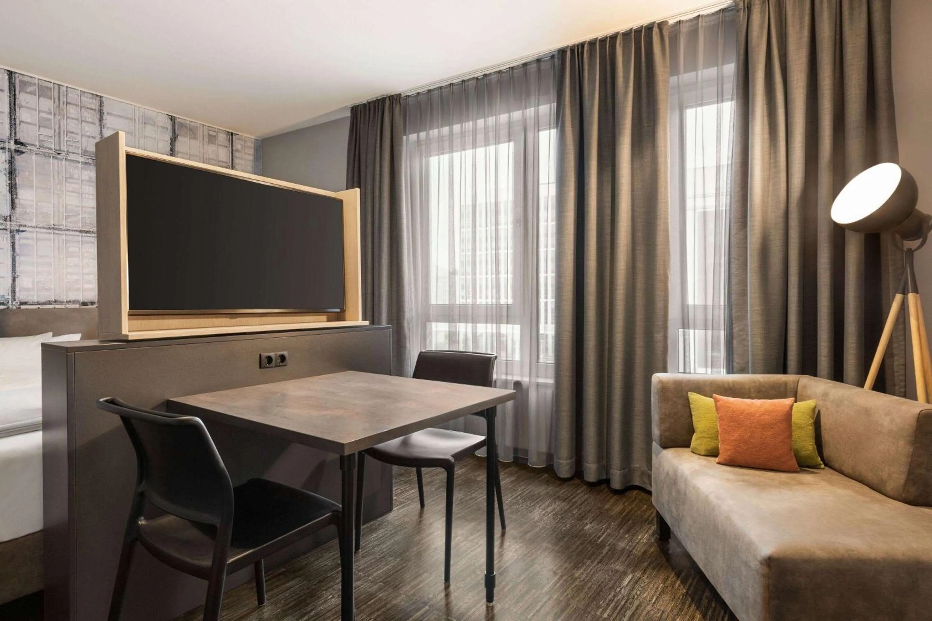 Photo of the whole room in Vienna House Easy by Wyndham Bremen City Apartments