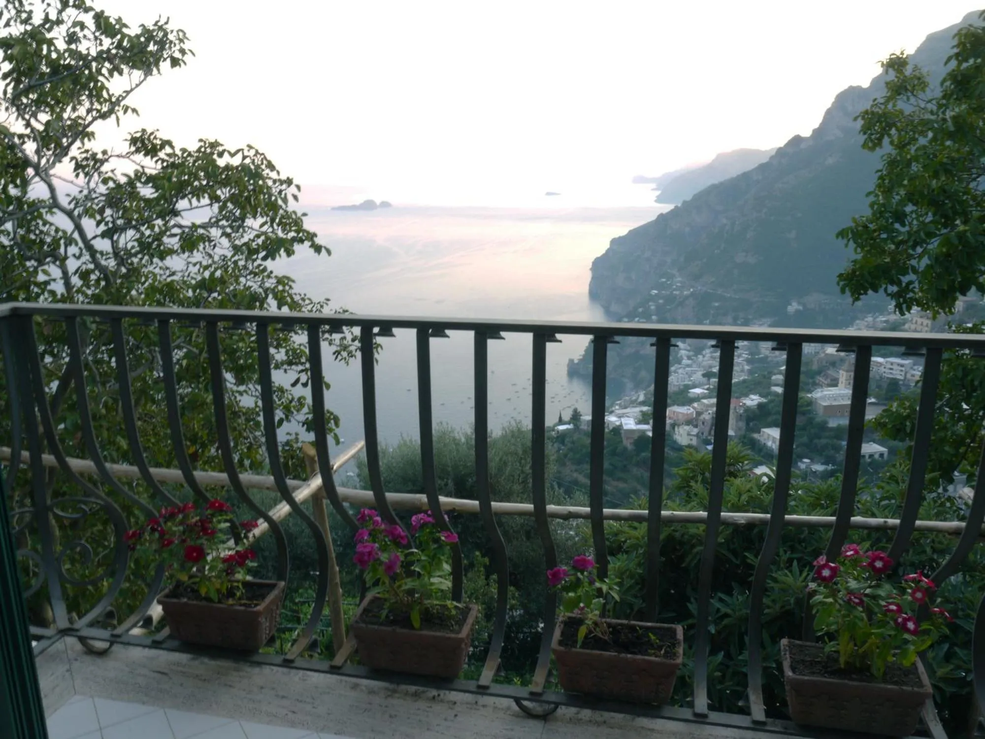 Deluxe Double Room with Balcony and Sea View in Colle dell'Ara
