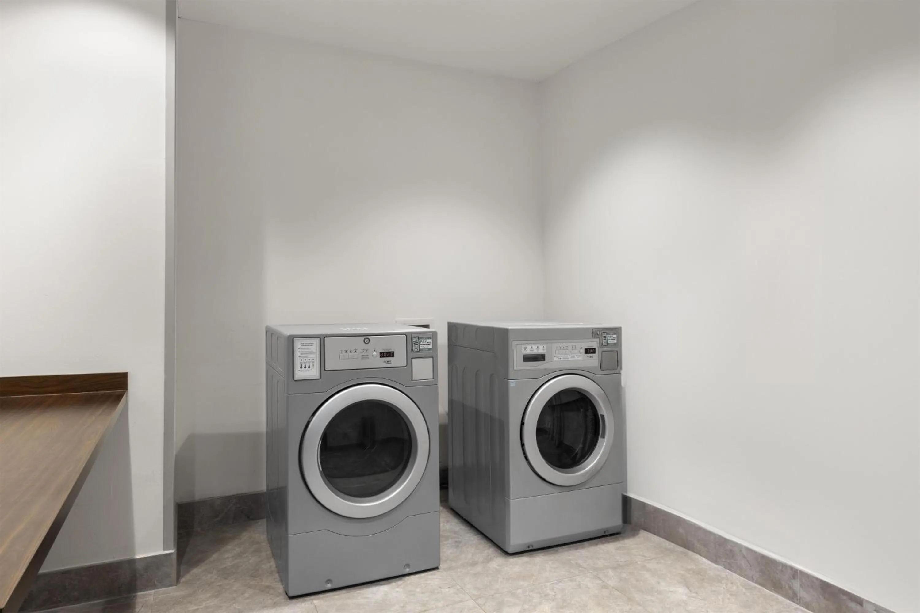 Property building in GLo Best Western Nashville Airport