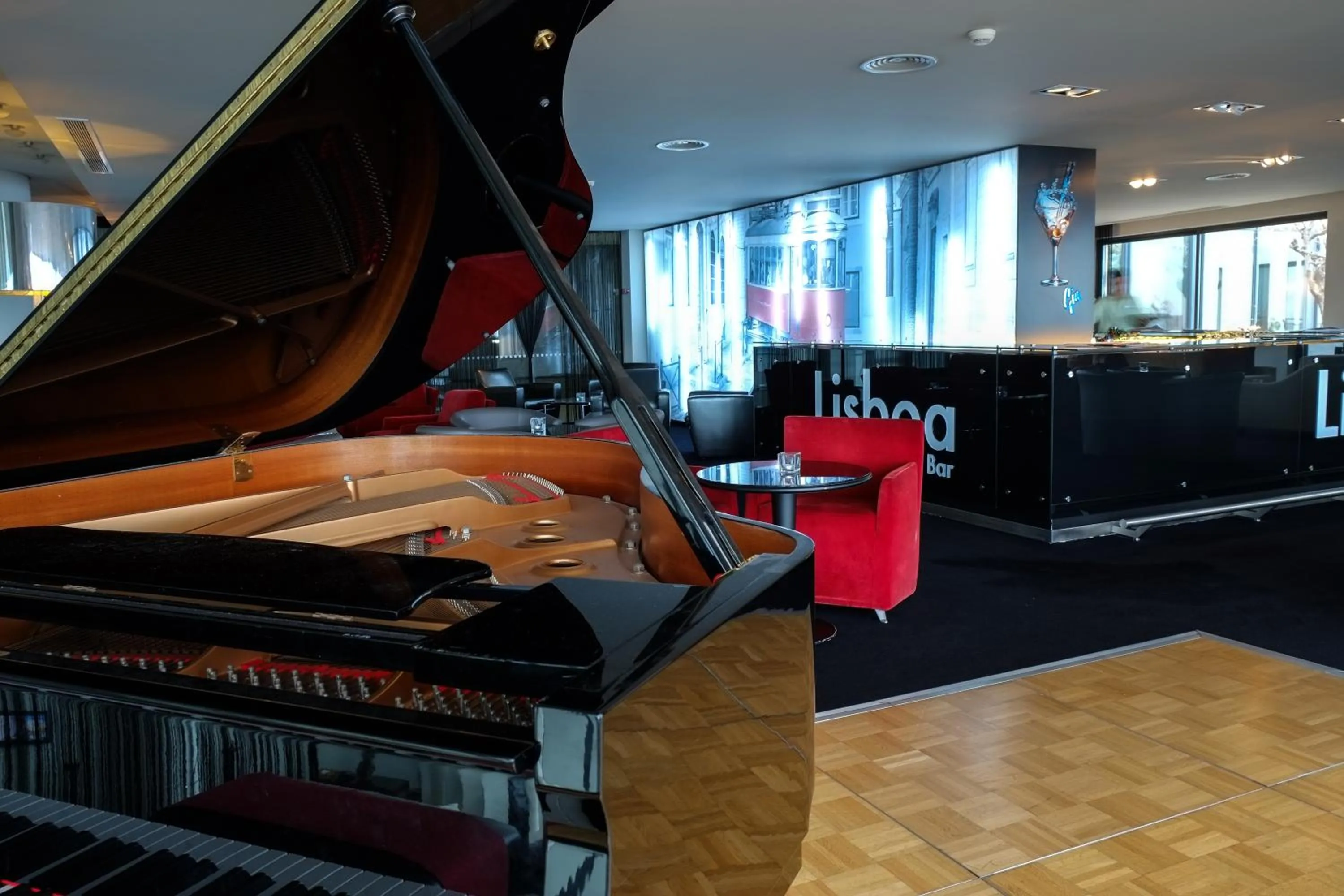 Lounge or bar in VidaMar Resort Hotel Madeira