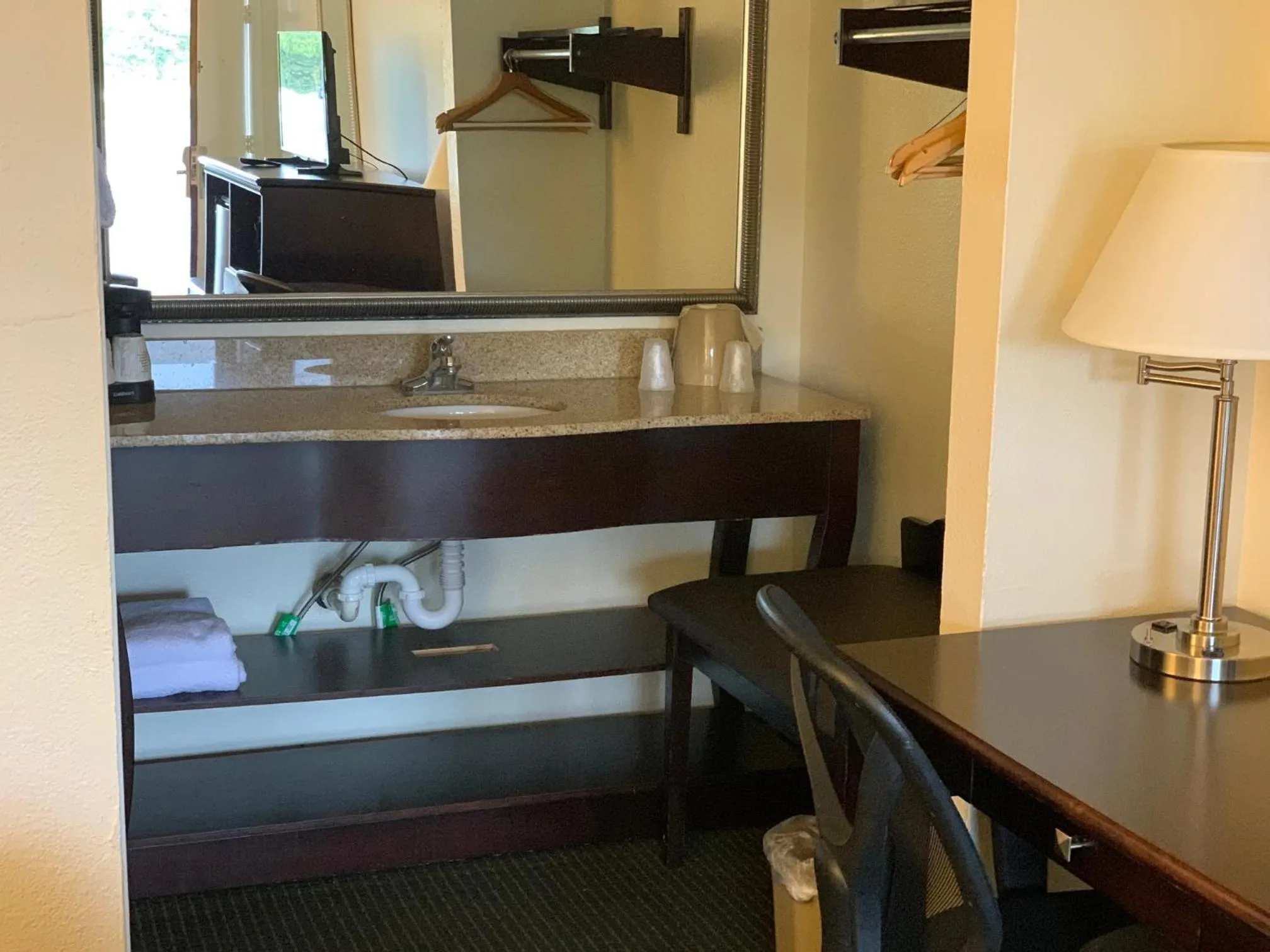 Bathroom in Blackwater Inn Milton