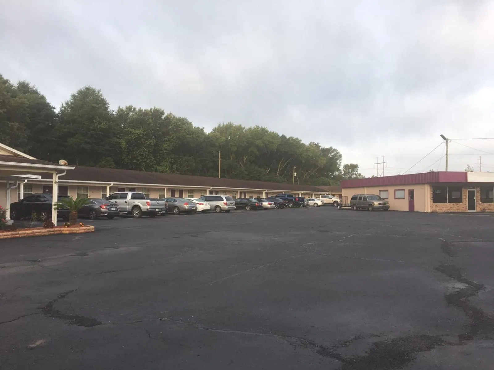 Property building in Blackwater Inn Milton