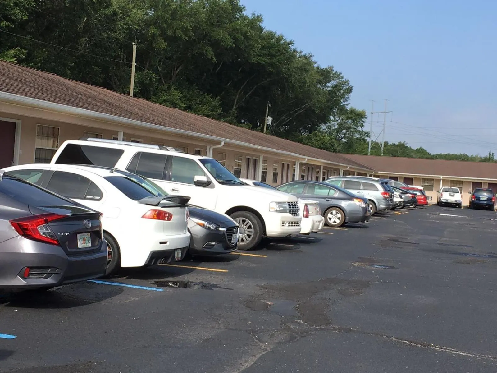Property building in Blackwater Inn Milton